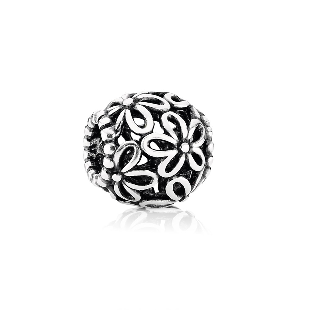 charm pandora de prata vazado flor de margarida 790890