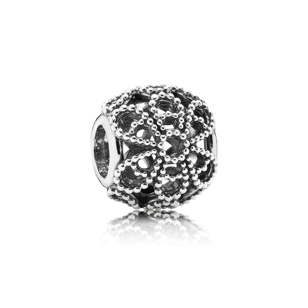 charm pandora de prata vazado flor de rosa 791282