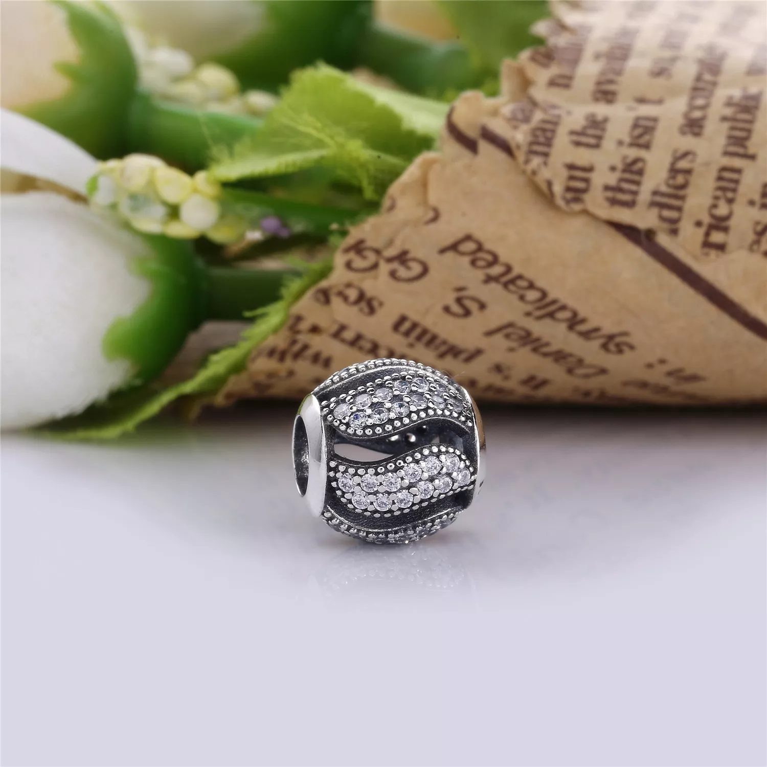 Charm PANDORA ESSENCE Loyalty "Lealdade" - 796074CZ