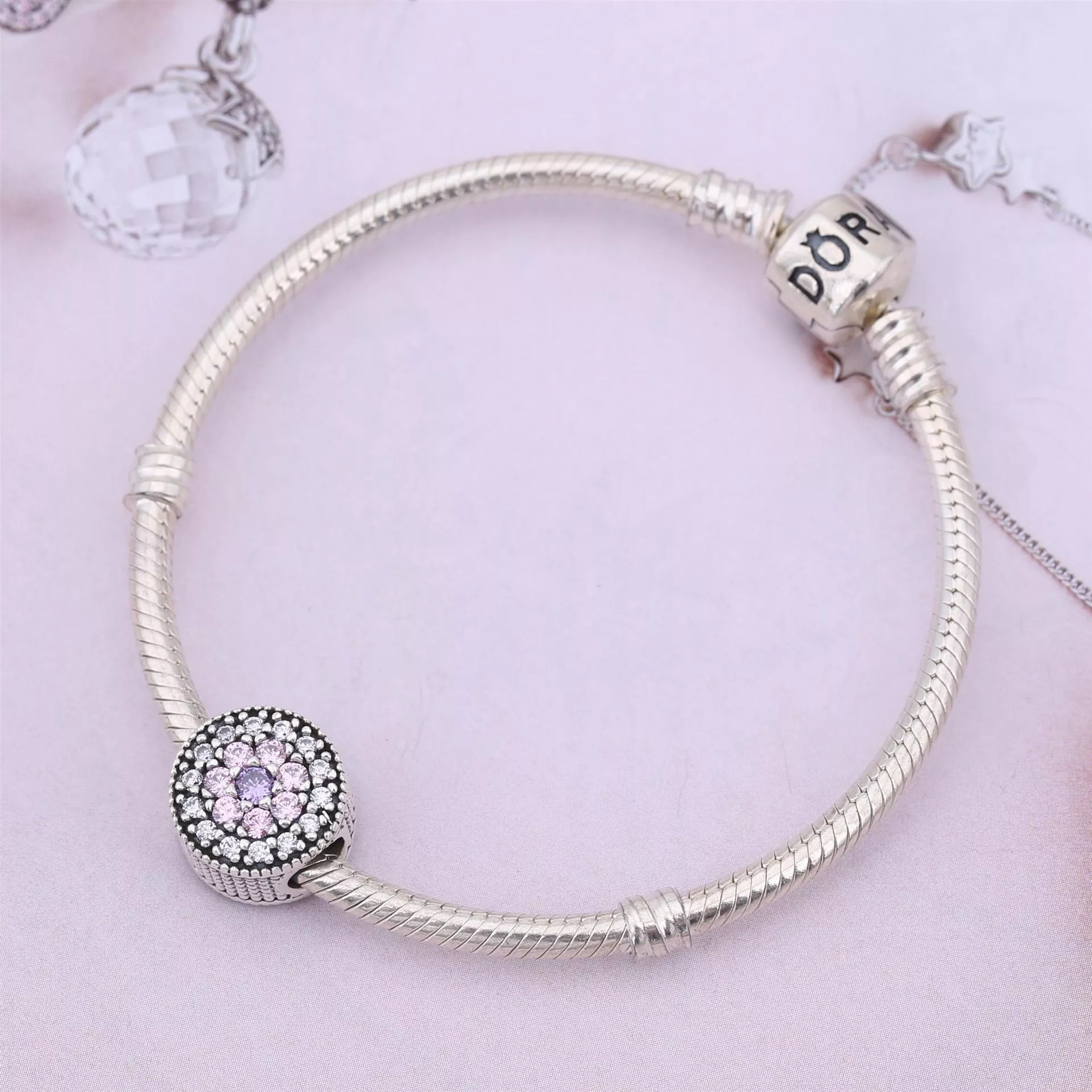 Charm PANDORA Flor Deslumbrante - 791820PCZMX