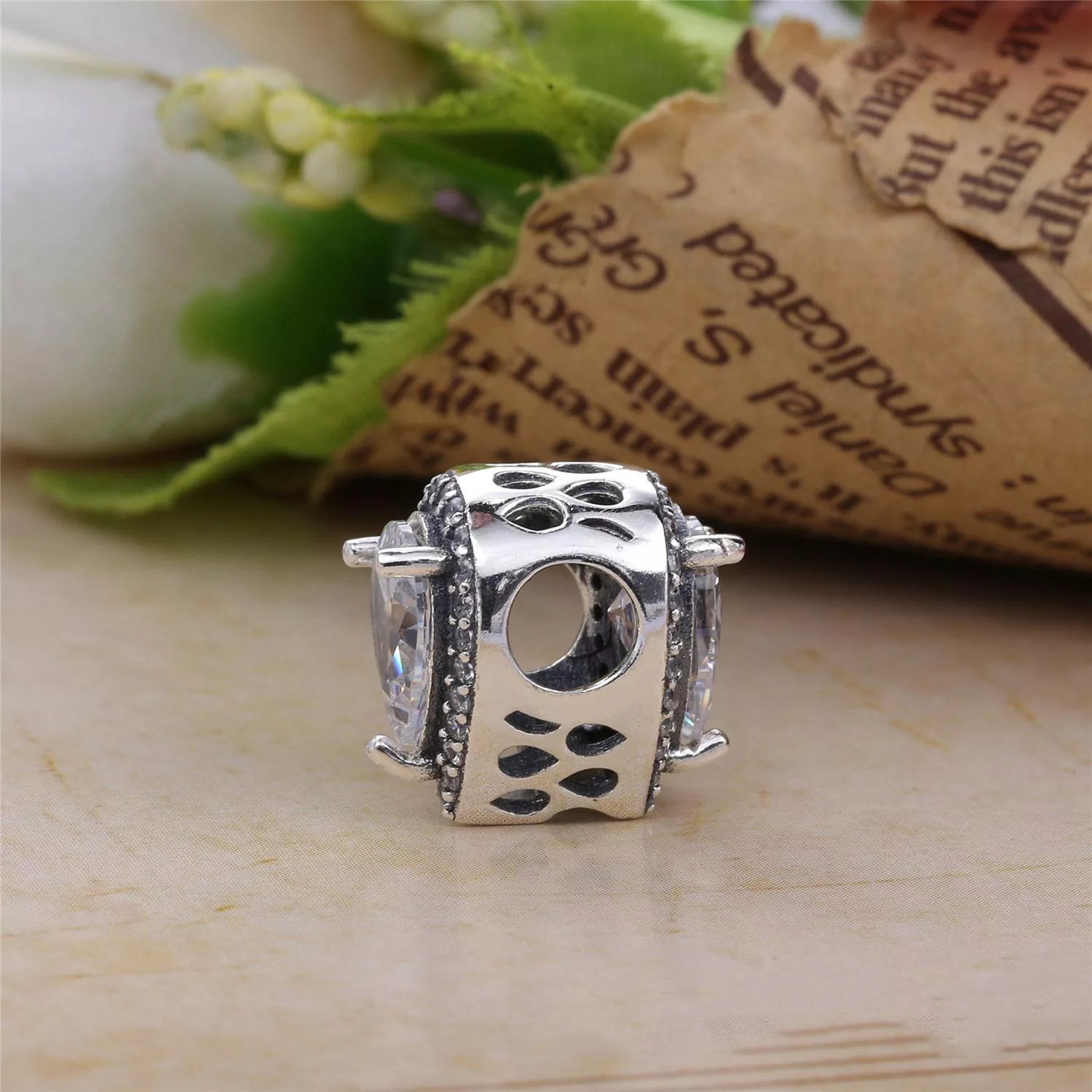 Charm PANDORA Gota de Água Brilhante - 796245CZ