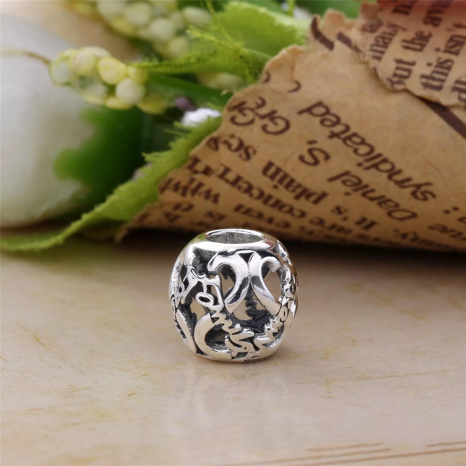 Charm PANDORA Vazado Eterno Amor de Família - 791525CZ