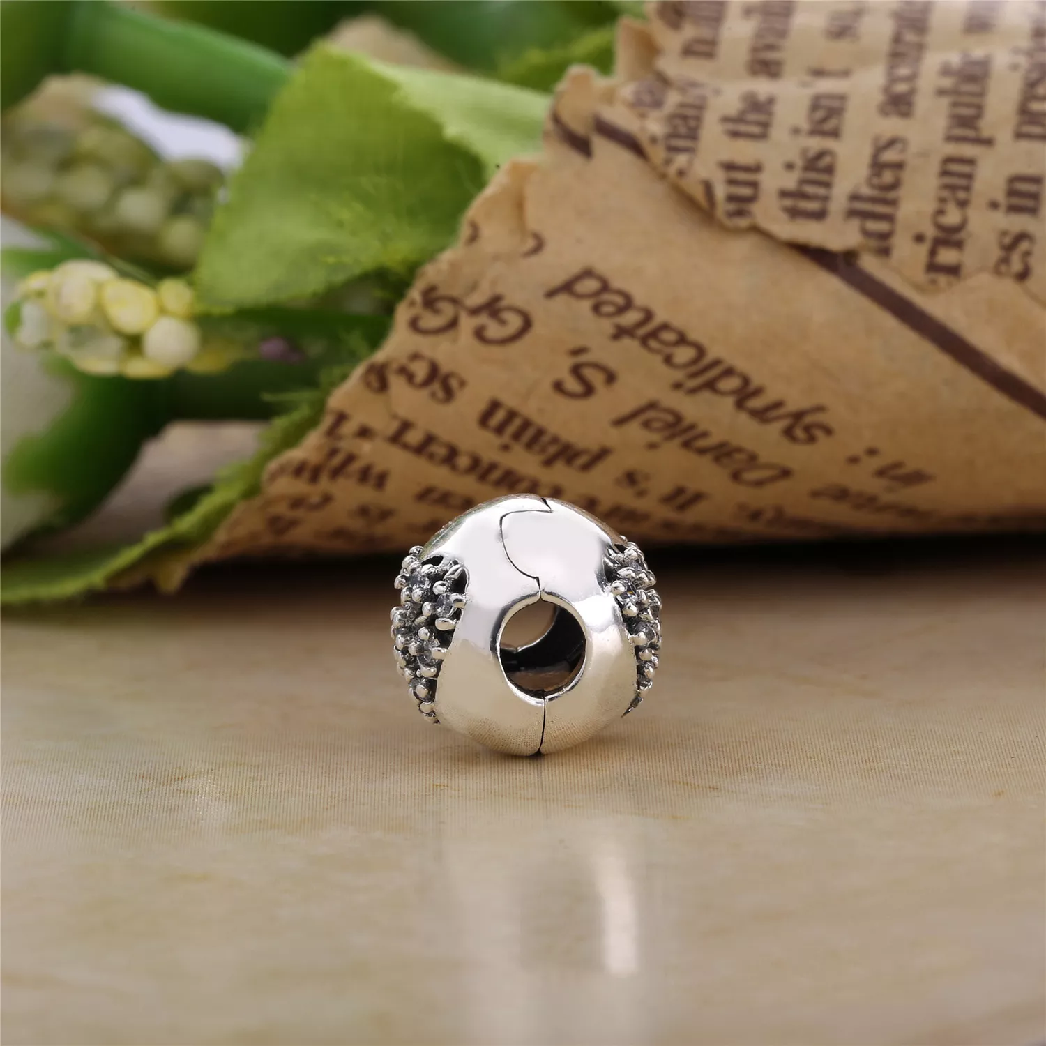 Clipe PANDORA Coração de Neve - 796388CZ