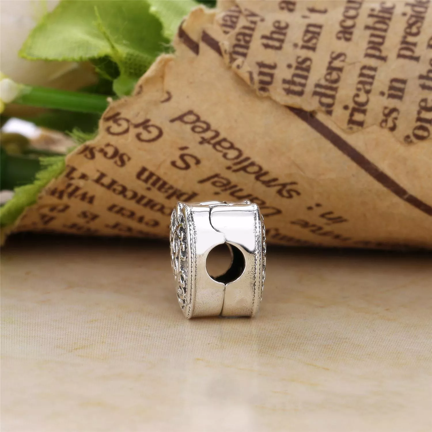 Clipe PANDORA Coração Exuberante - 797024