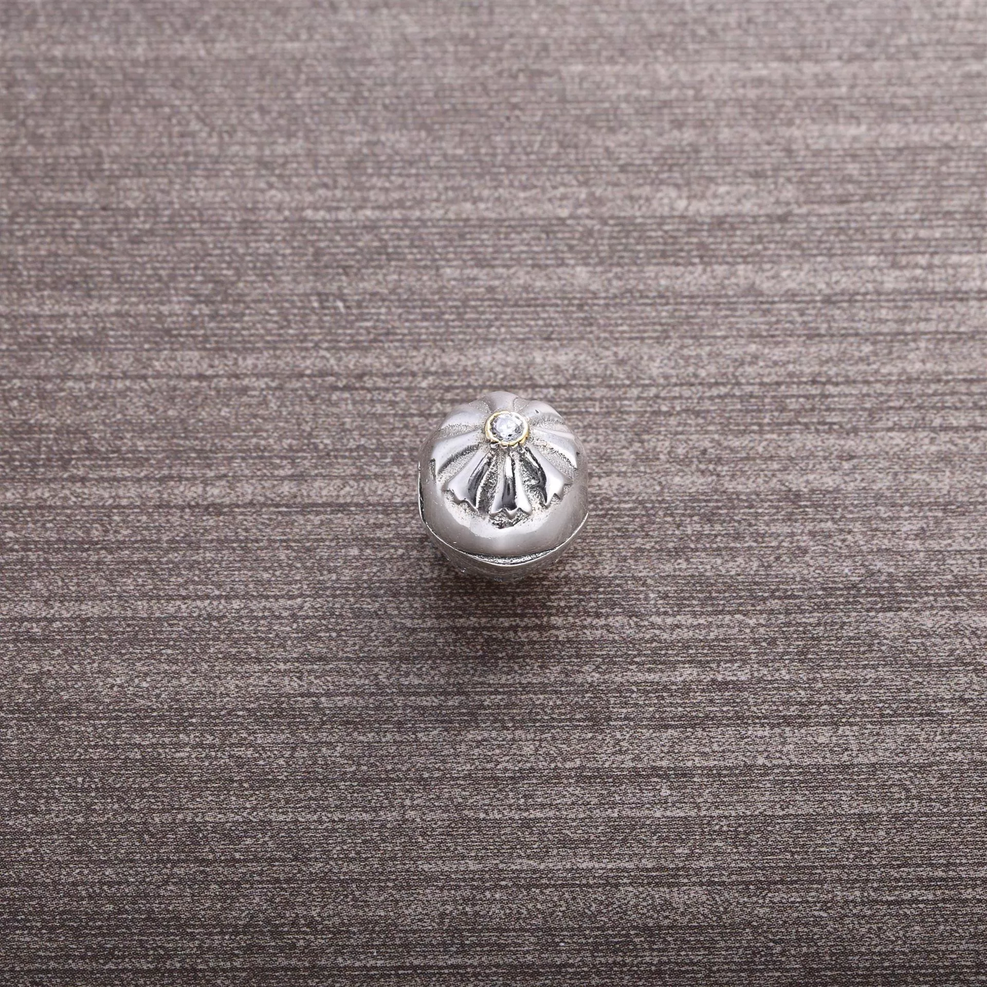 Clipe PANDORA de Prata e Ouro Solaris - 790988CZ