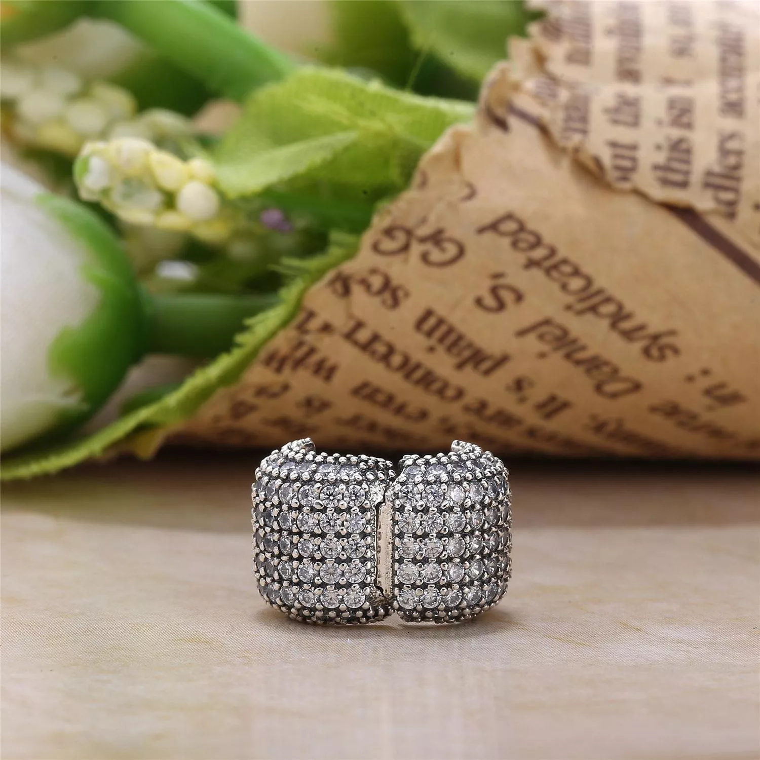 Clipe PANDORA Pavê Clássico - 791873CZ