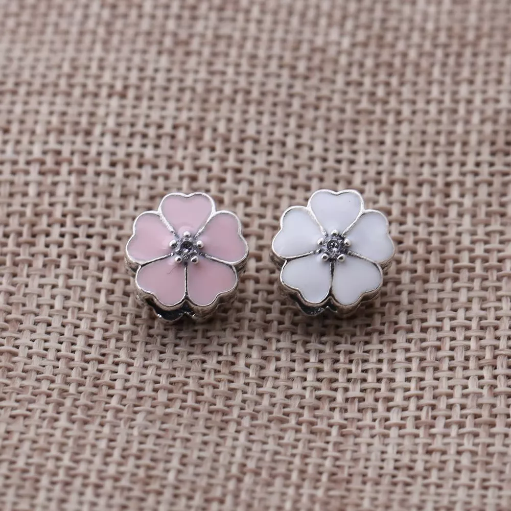 Clipe PANDORA Primrose - Flor da Amizade - 791822EN12