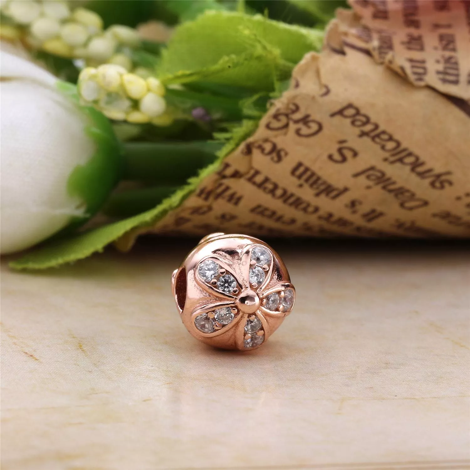 Clipe PANDORA ROSE Bem-me-Quer - 781493CZ