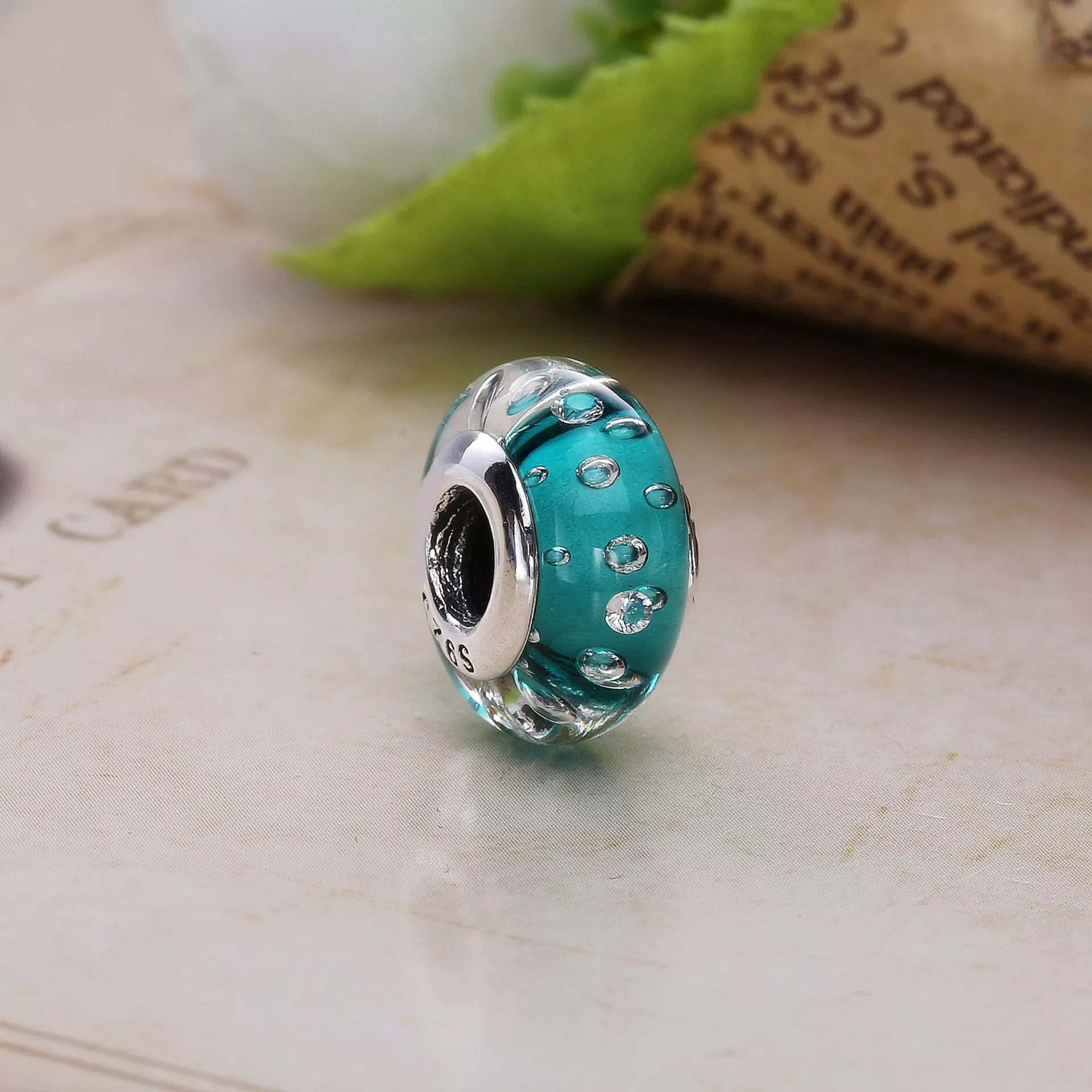 Charm PANDORA de Prata e Murano Fizzle Branco