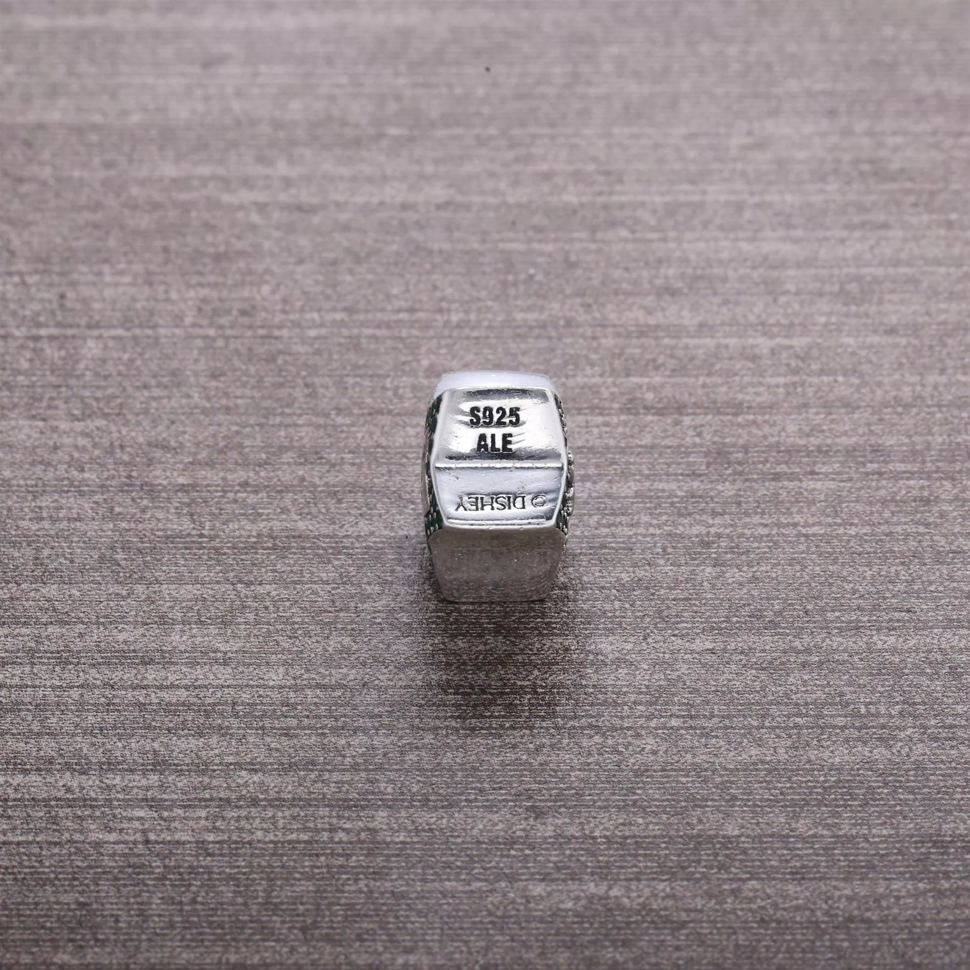 Charm PANDORA Estrela Tinker Bell - 791920NPG