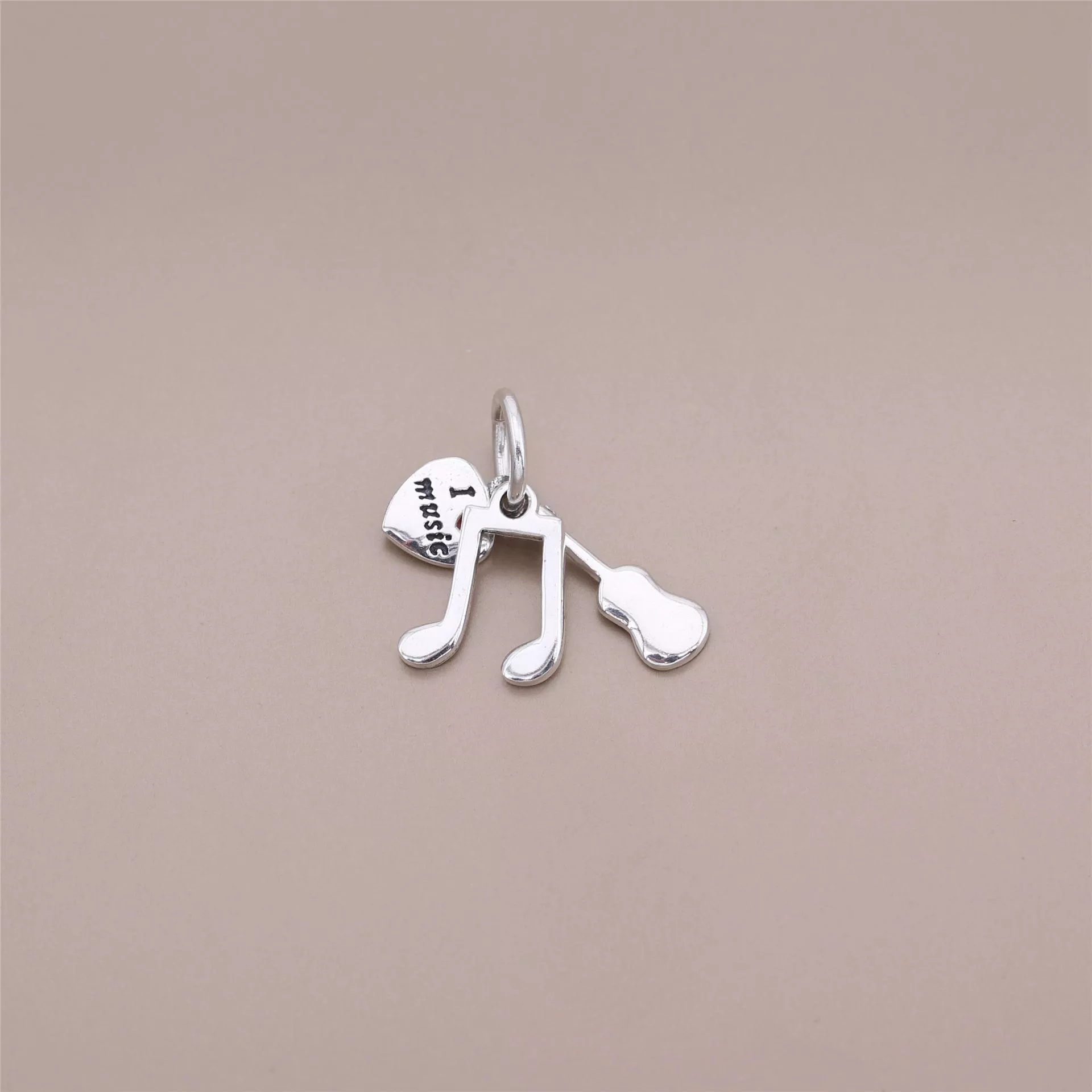 Charm PANDORA I Love Music