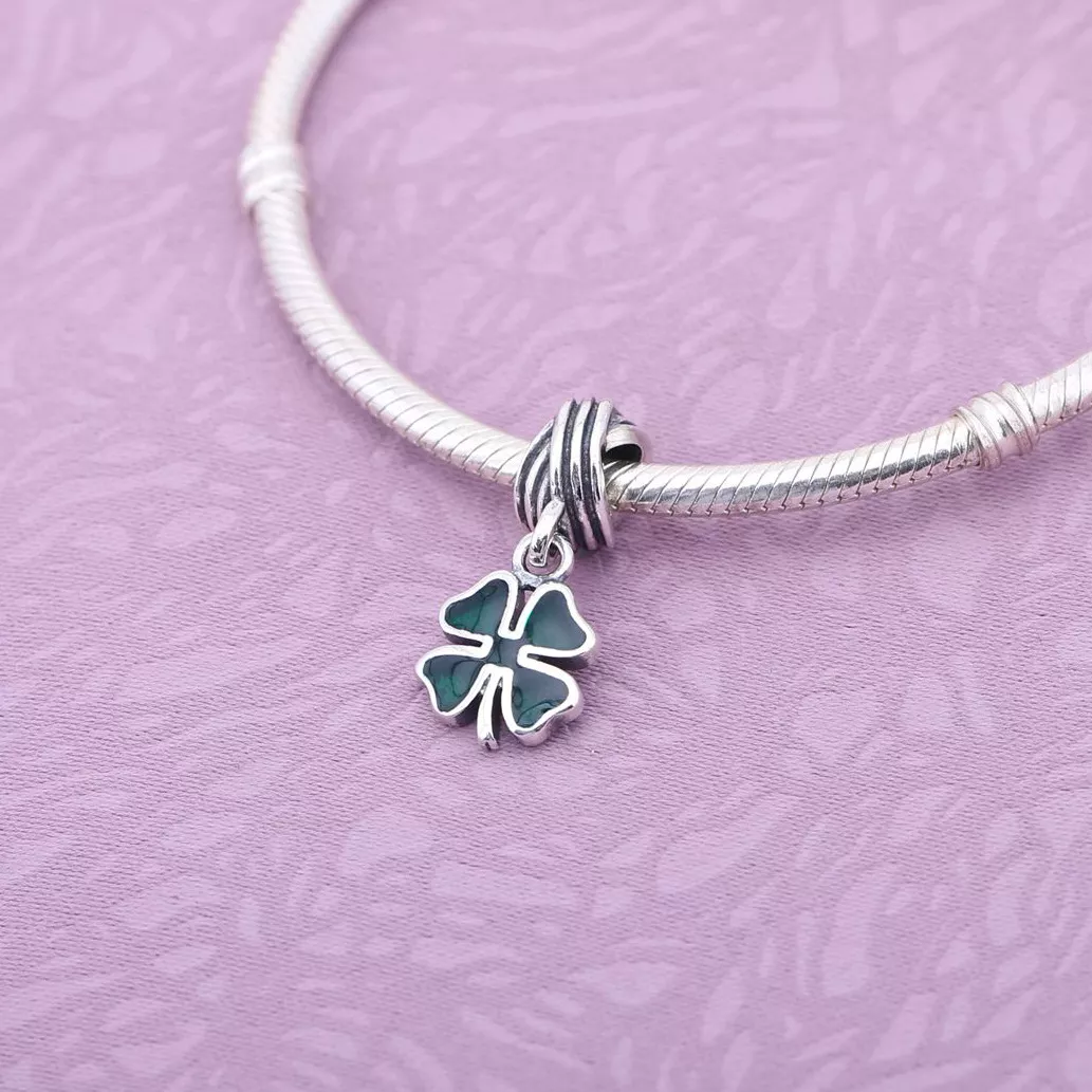 Pingente Pandora de prata Trevo