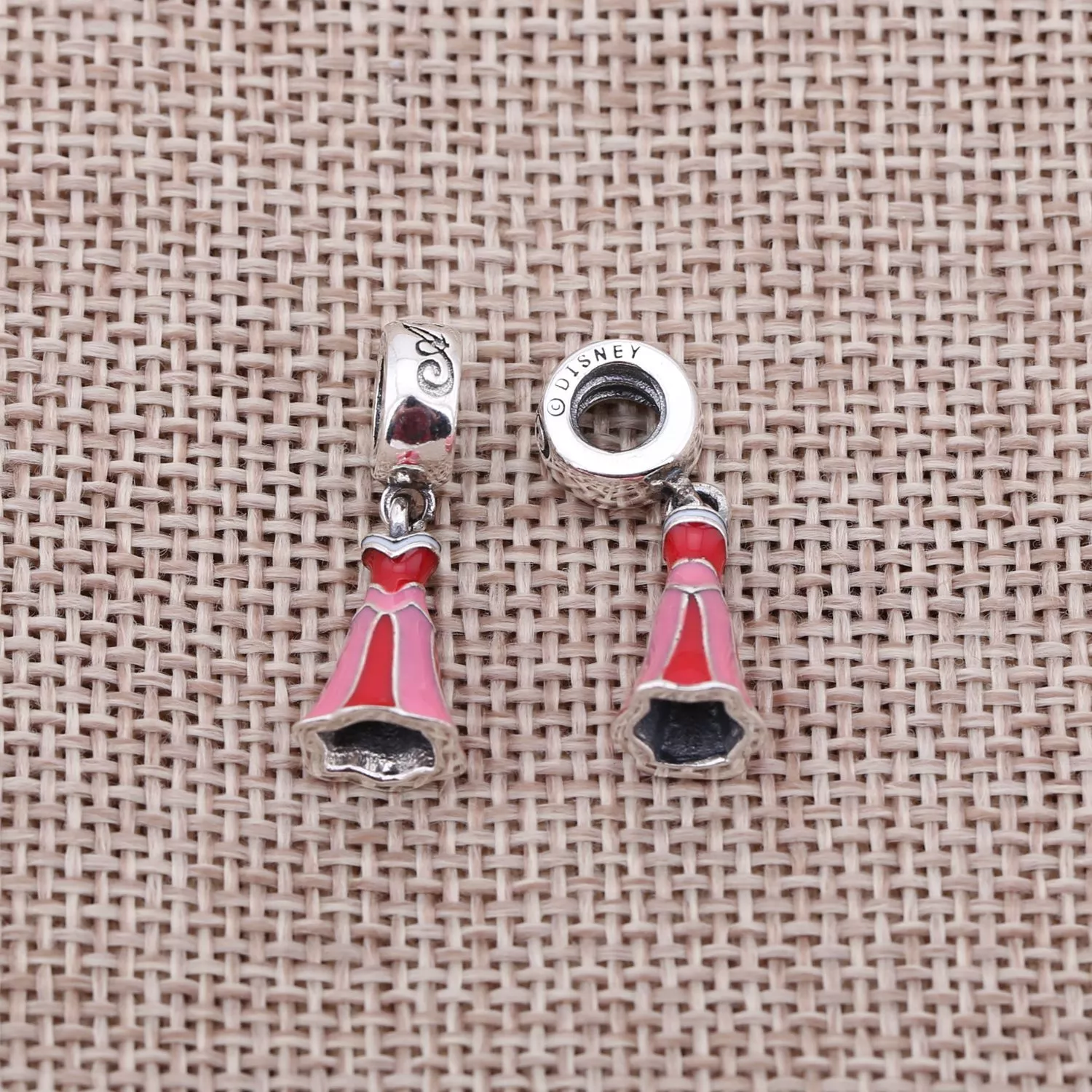 Pingente PANDORA Vestido Aurora - 791921ENMX