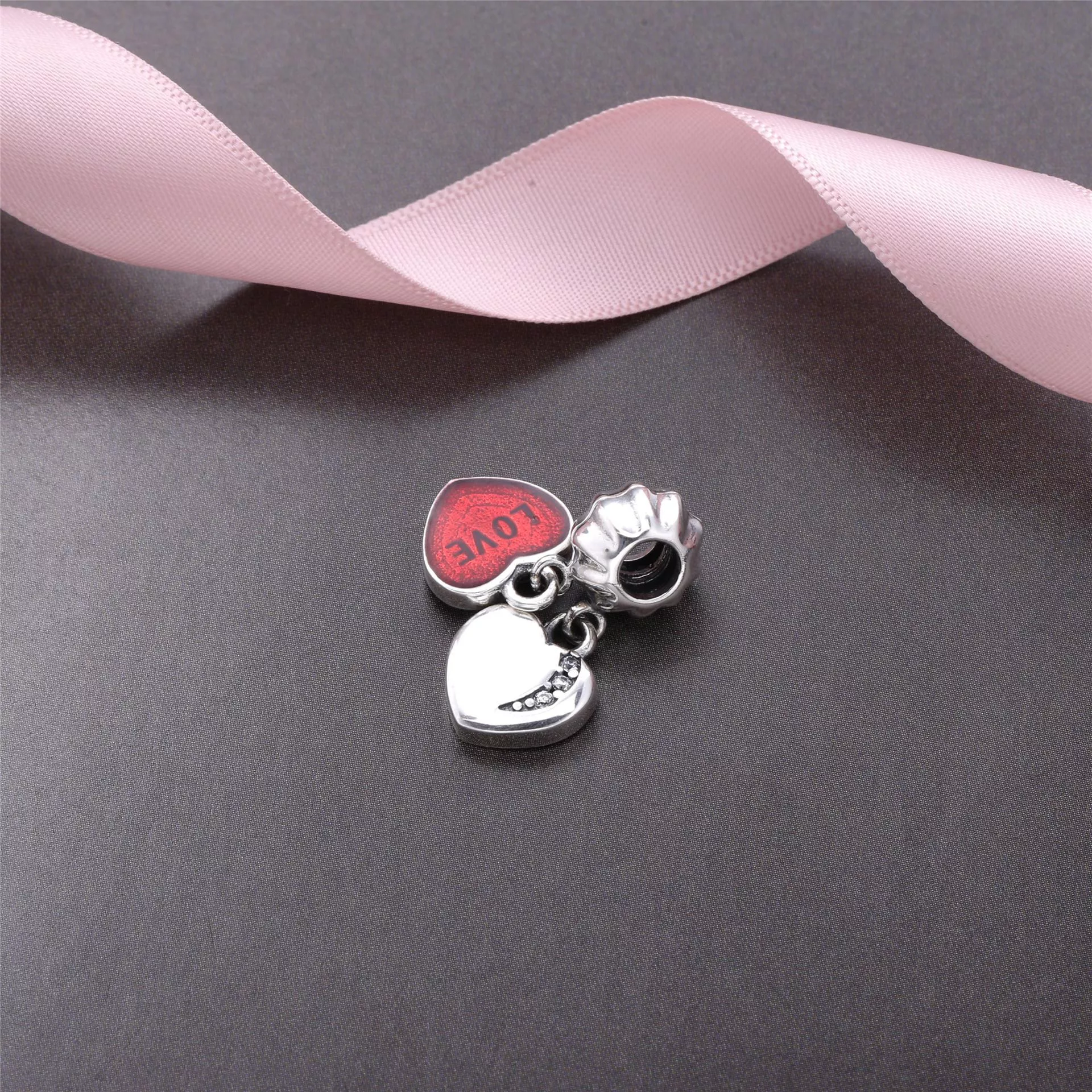 Pingente Pandora de prata Coração "Um Amor"