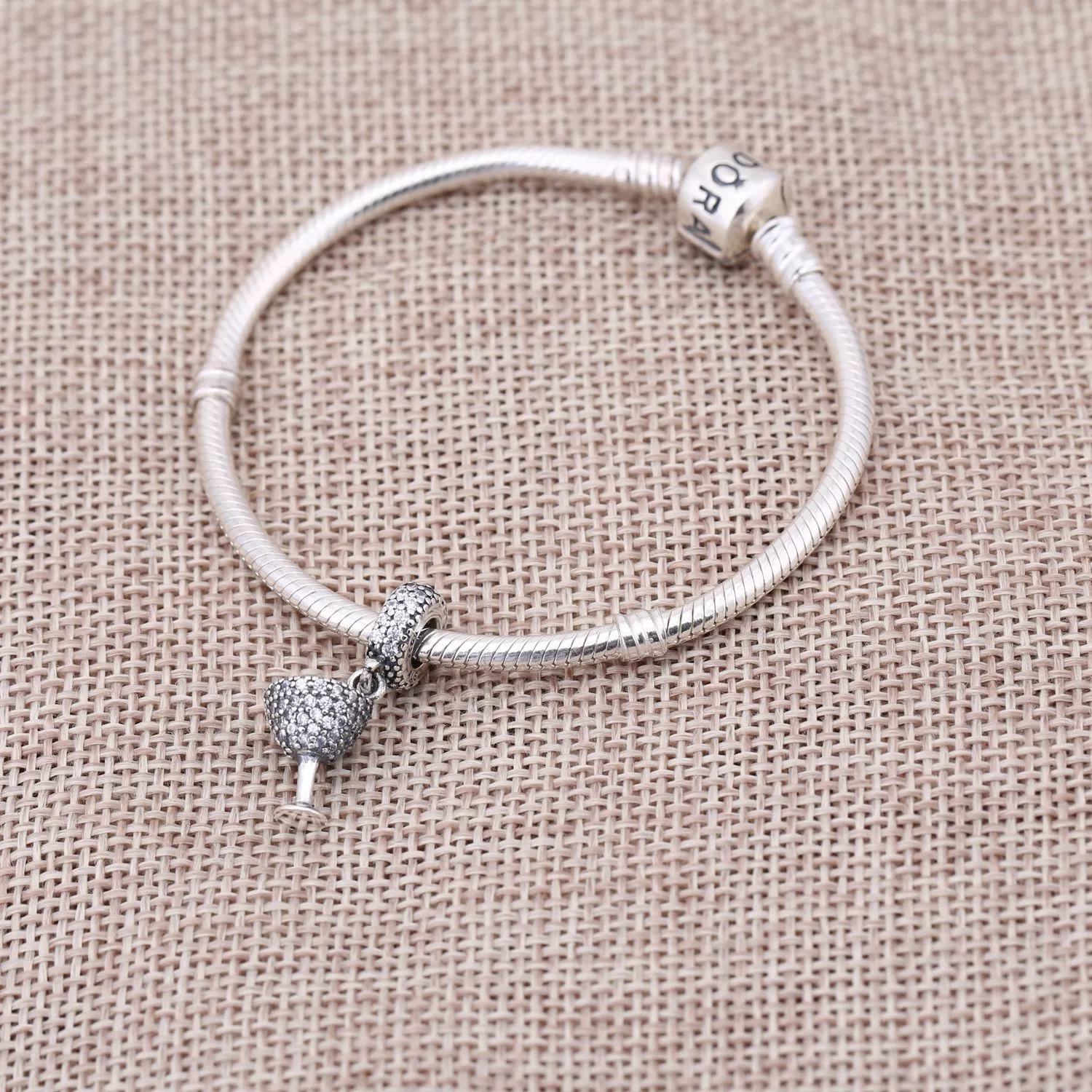 Pingente PANDORA COSMOPOLITAN - 791535CZ