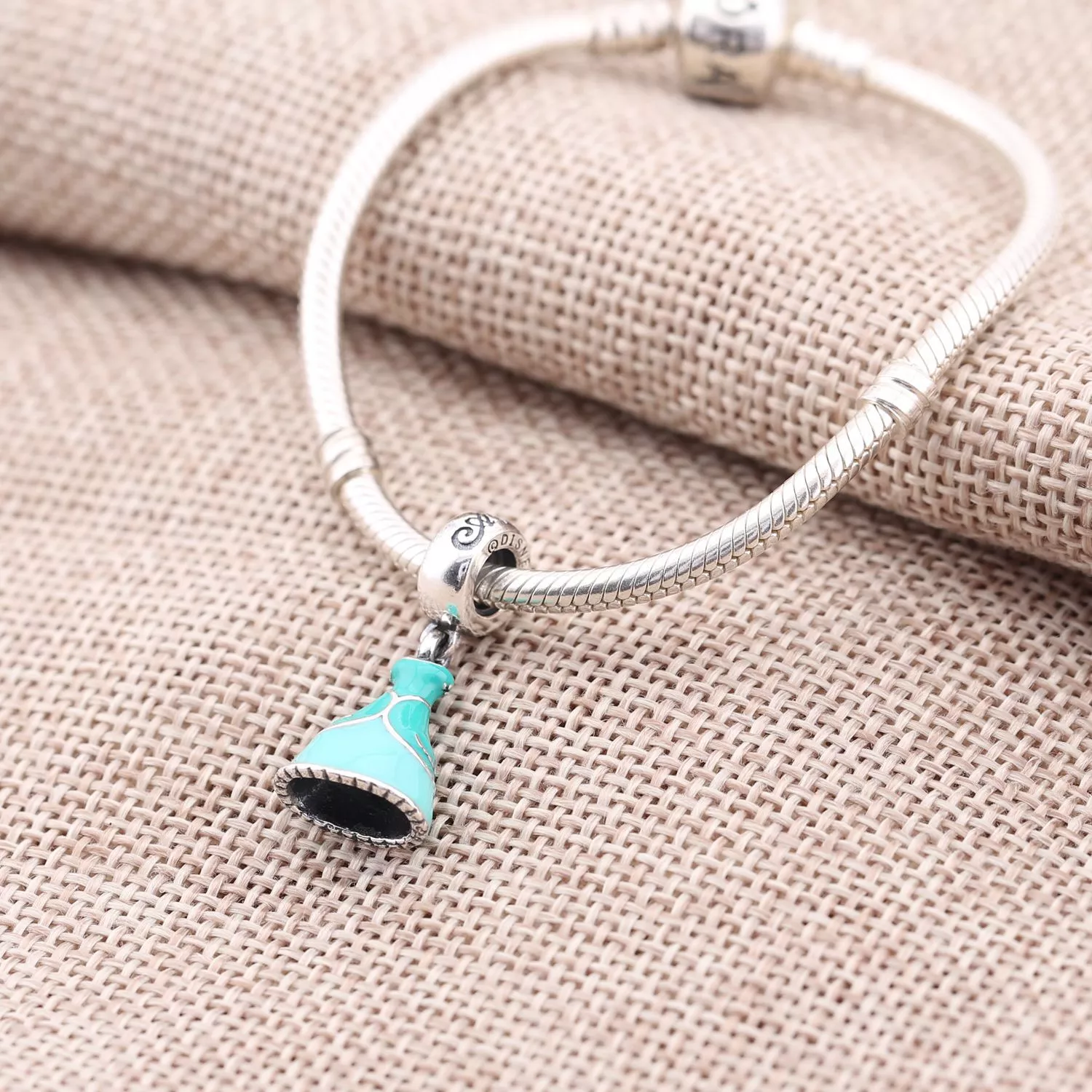 Pingente Pandora de prata Disney, Vestir De Jasmim