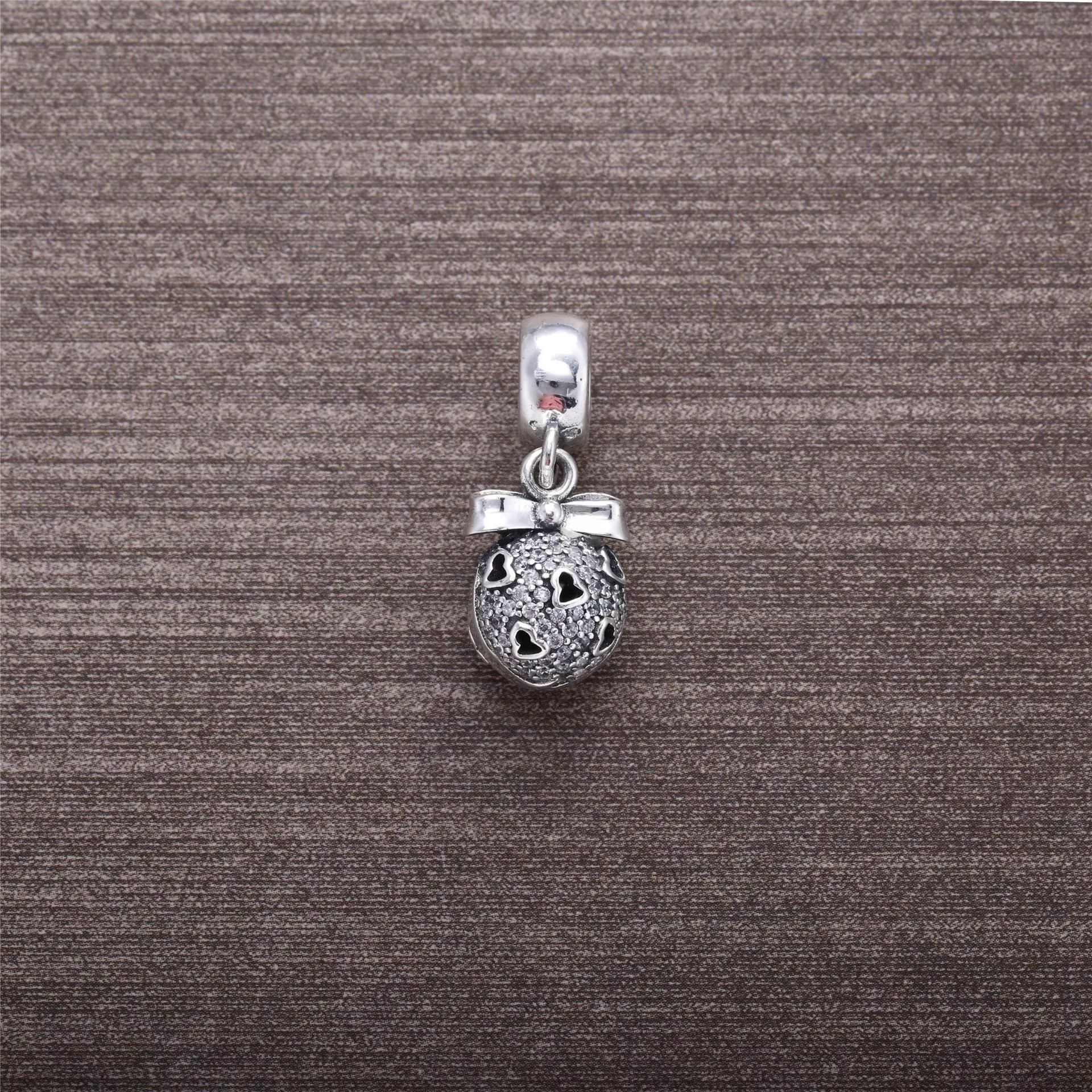 Pingente Pandora de prata Doces