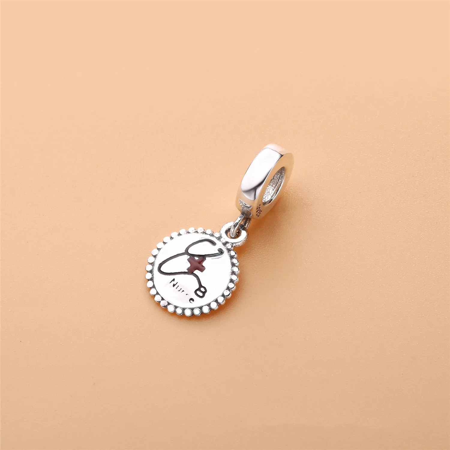 Pingente Pandora de prata Enfermeira