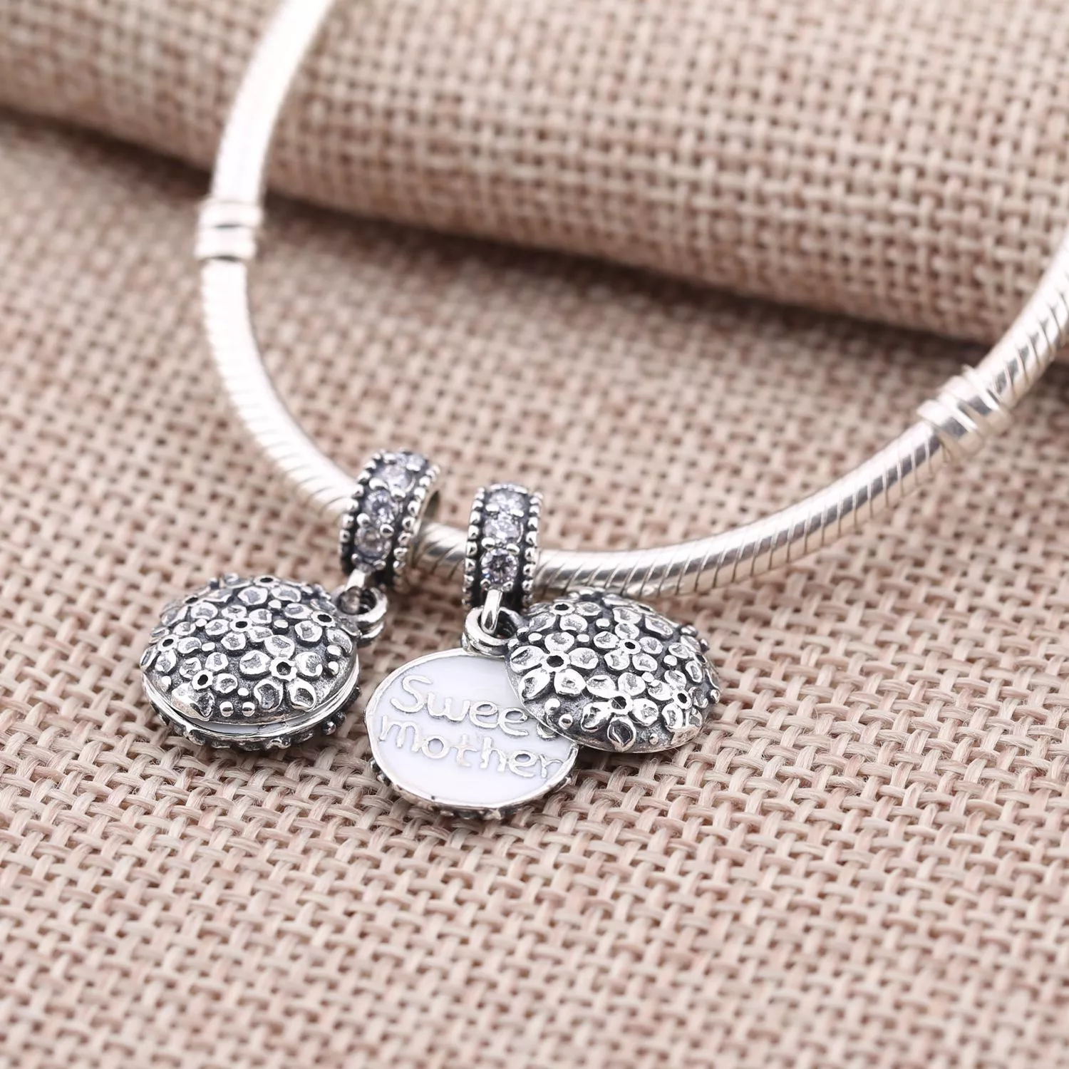 Pingente Pandora de prata Mãe doce