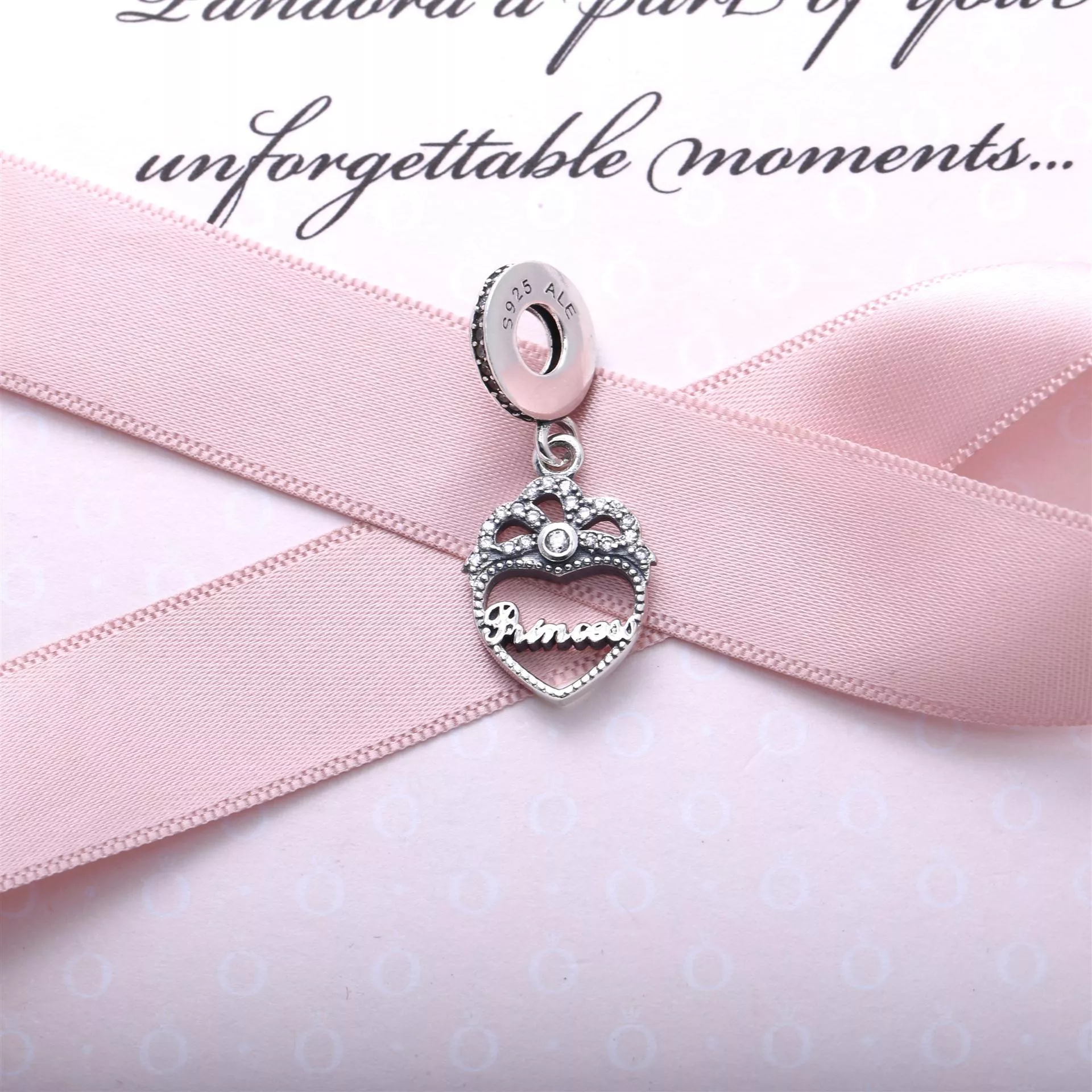 Pingente PANDORA Coração de Princesa - 791962CZ