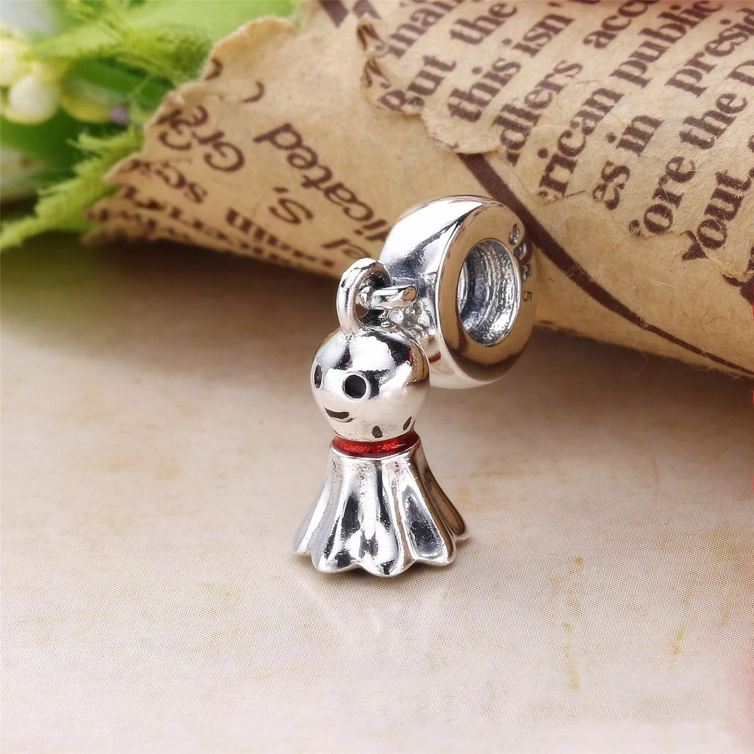 Pingente PANDORA "Teru Teru Bozu" - Boneco do Sol - 792113ENMX