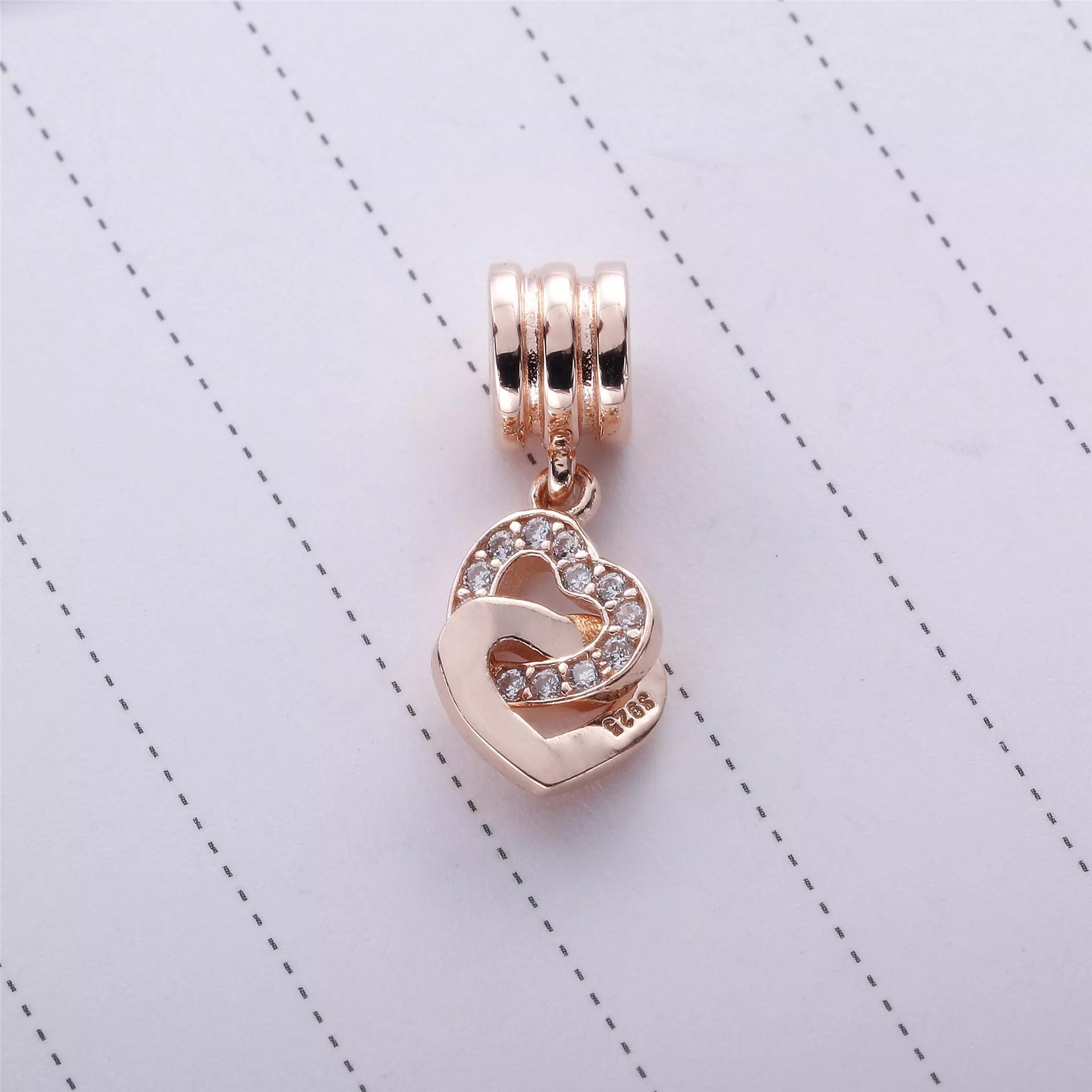 Charm PANDORA de Prata Pendente Dois Corações em Um - 791242CZ