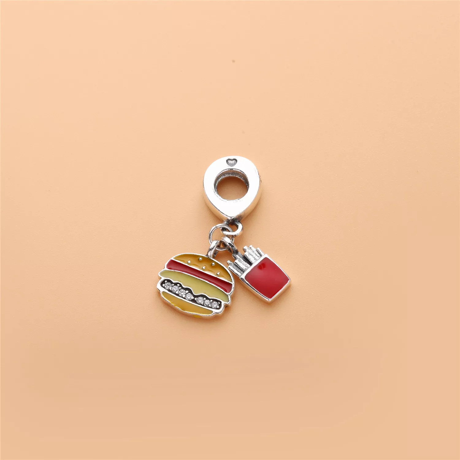 Pingente PANDORA Hambúrguer e Batatas Fritas