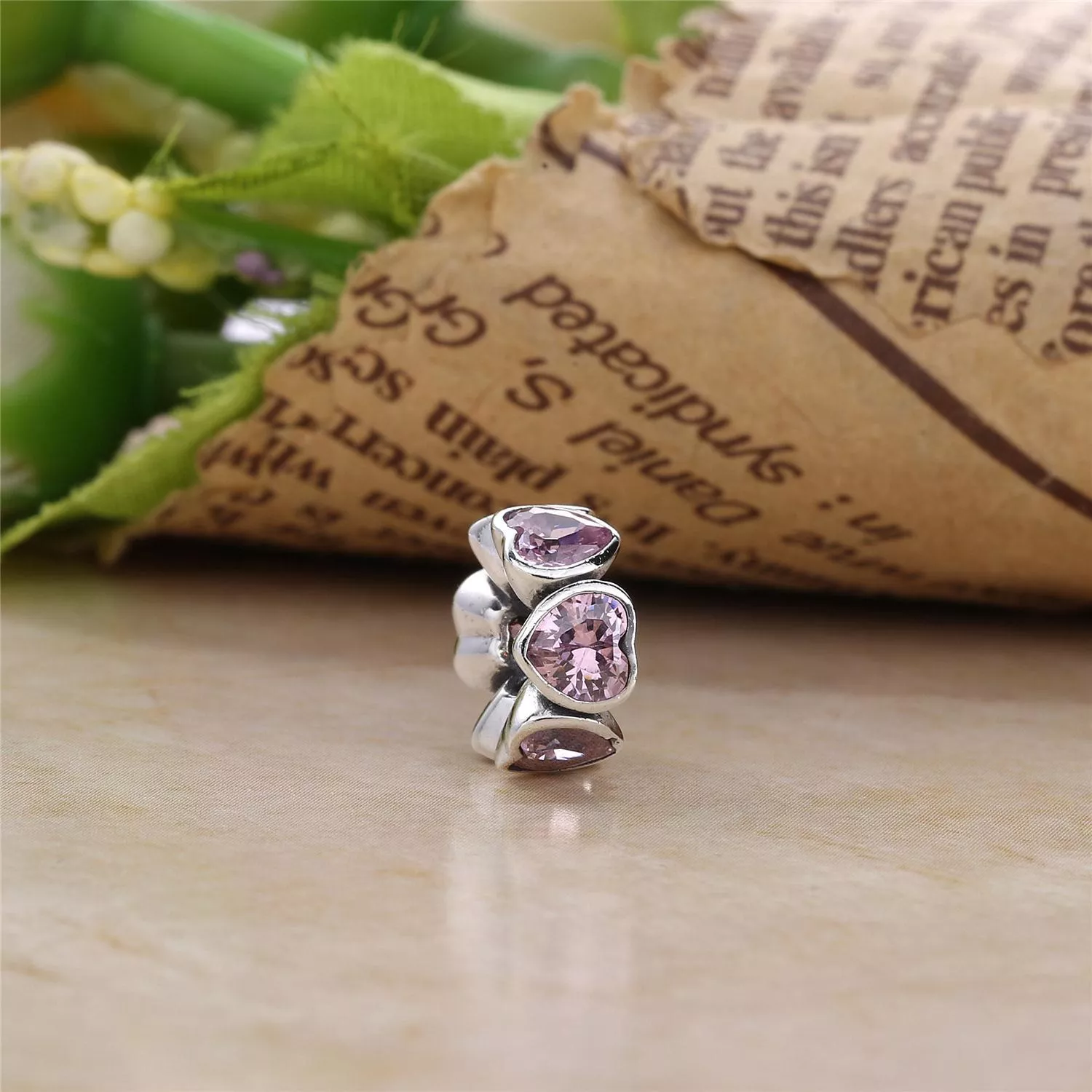 Separador PANDORA de Prata Corações de Zircônias Rosa - 791252CZS