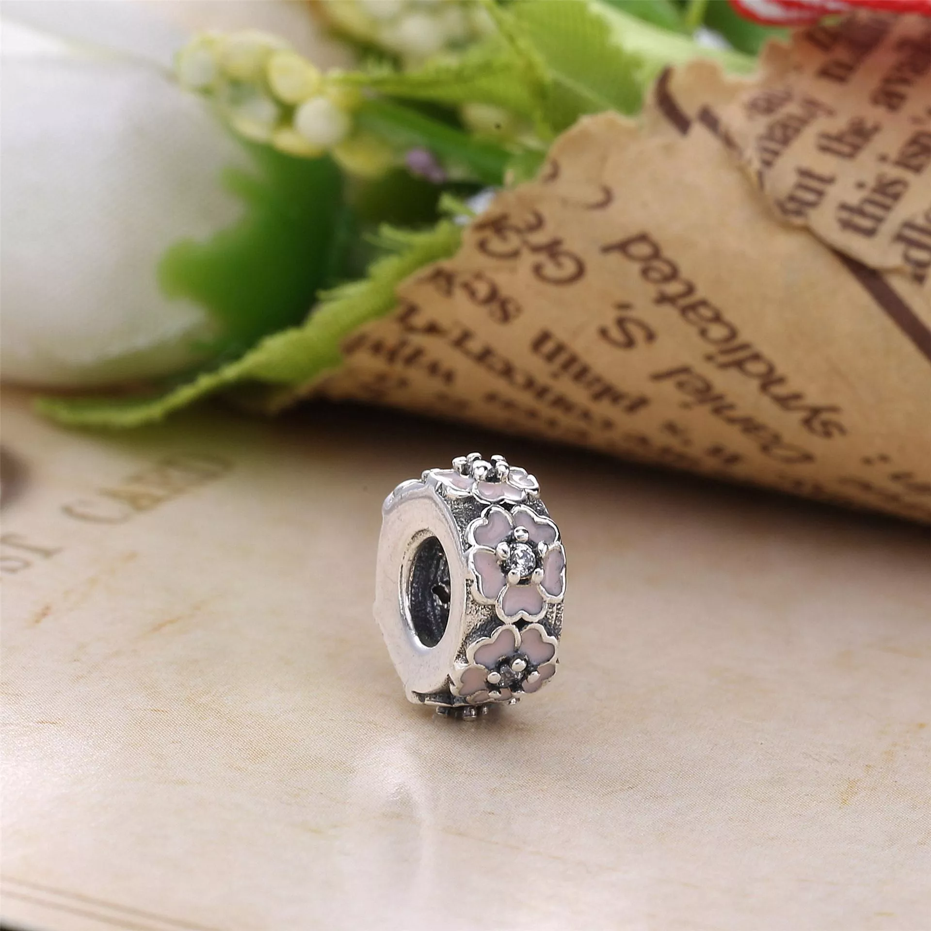 Separador Pandora de prata Prímula rosa