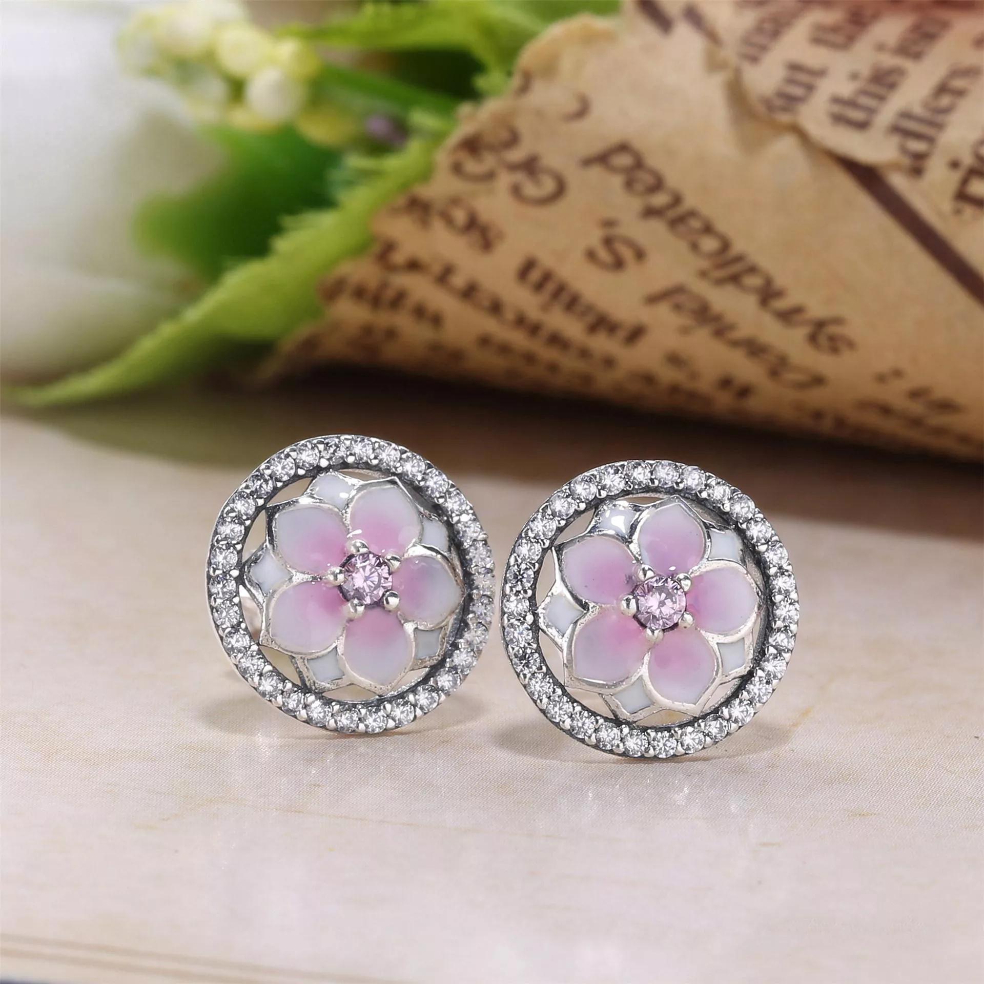 Brincos Pandora de prata Flores de magnólia