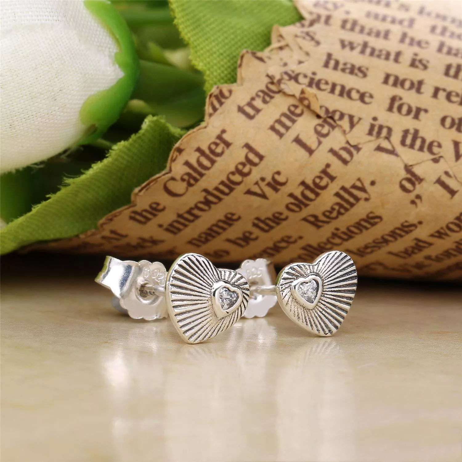 Brinco PANDORA Concha Do Amor Coração