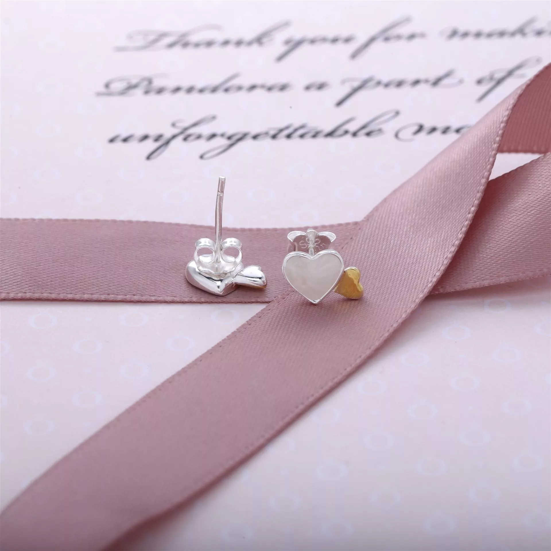 Brinco PANDORA Coração Iluminado - 290697MOP