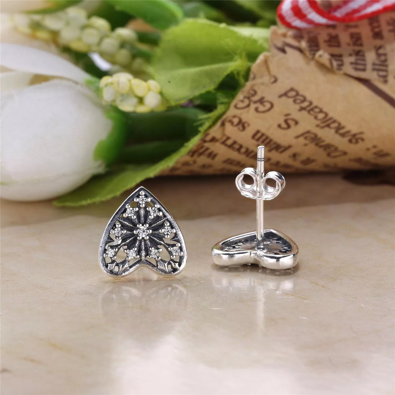 Brinco PANDORA Coração de Neve - 296368CZ