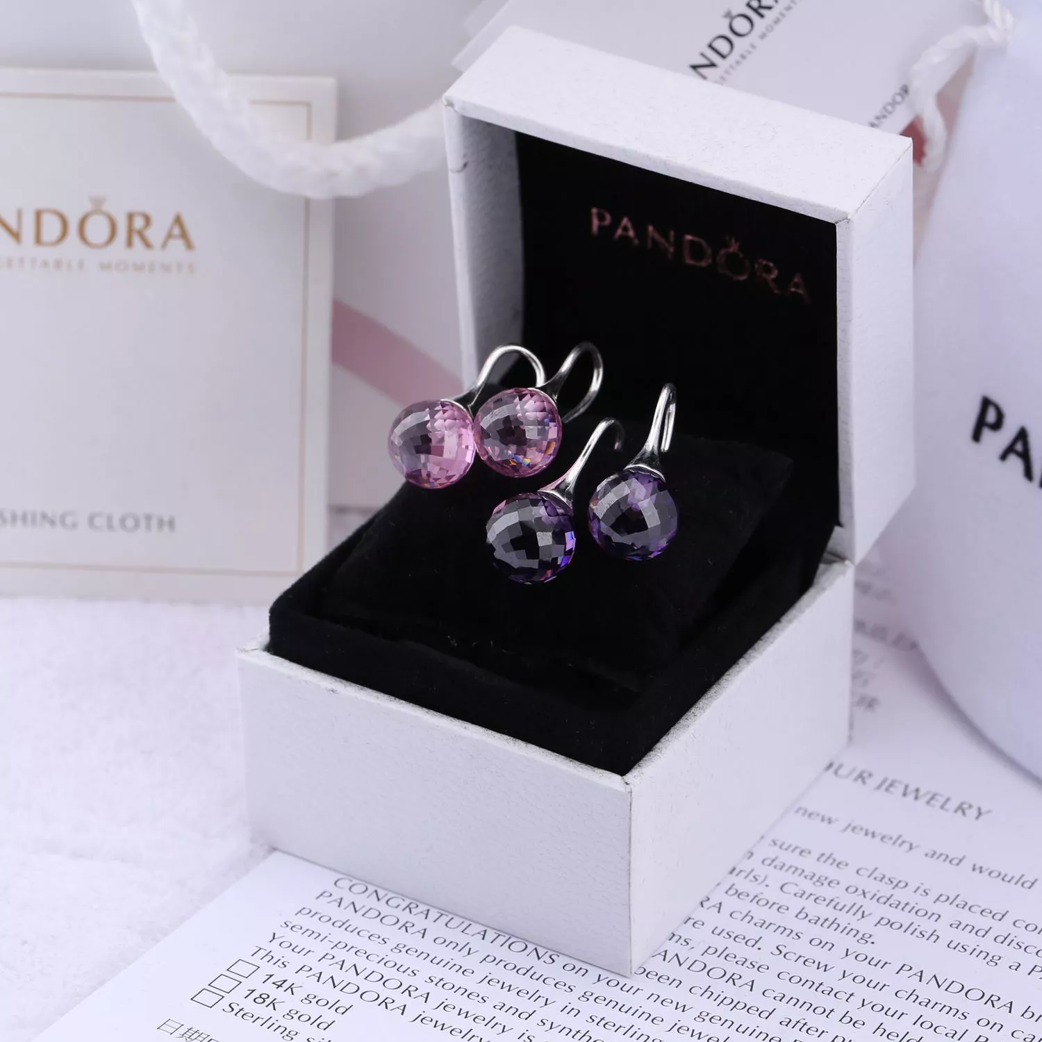 Brinco PANDORA de Prata Esfera Rosa - 290552PCZ