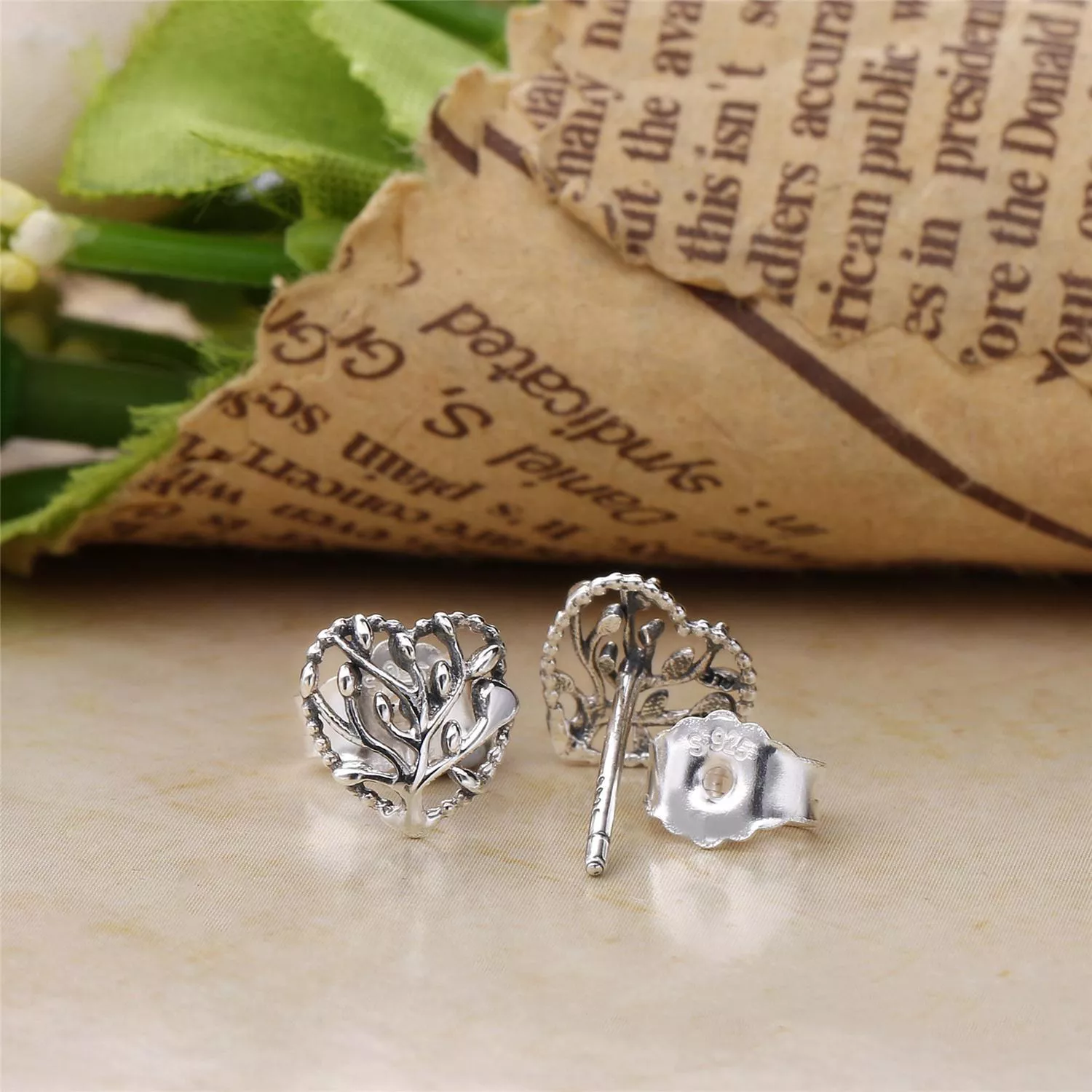 Brincos PANDORA Corações Florescentes - 297085