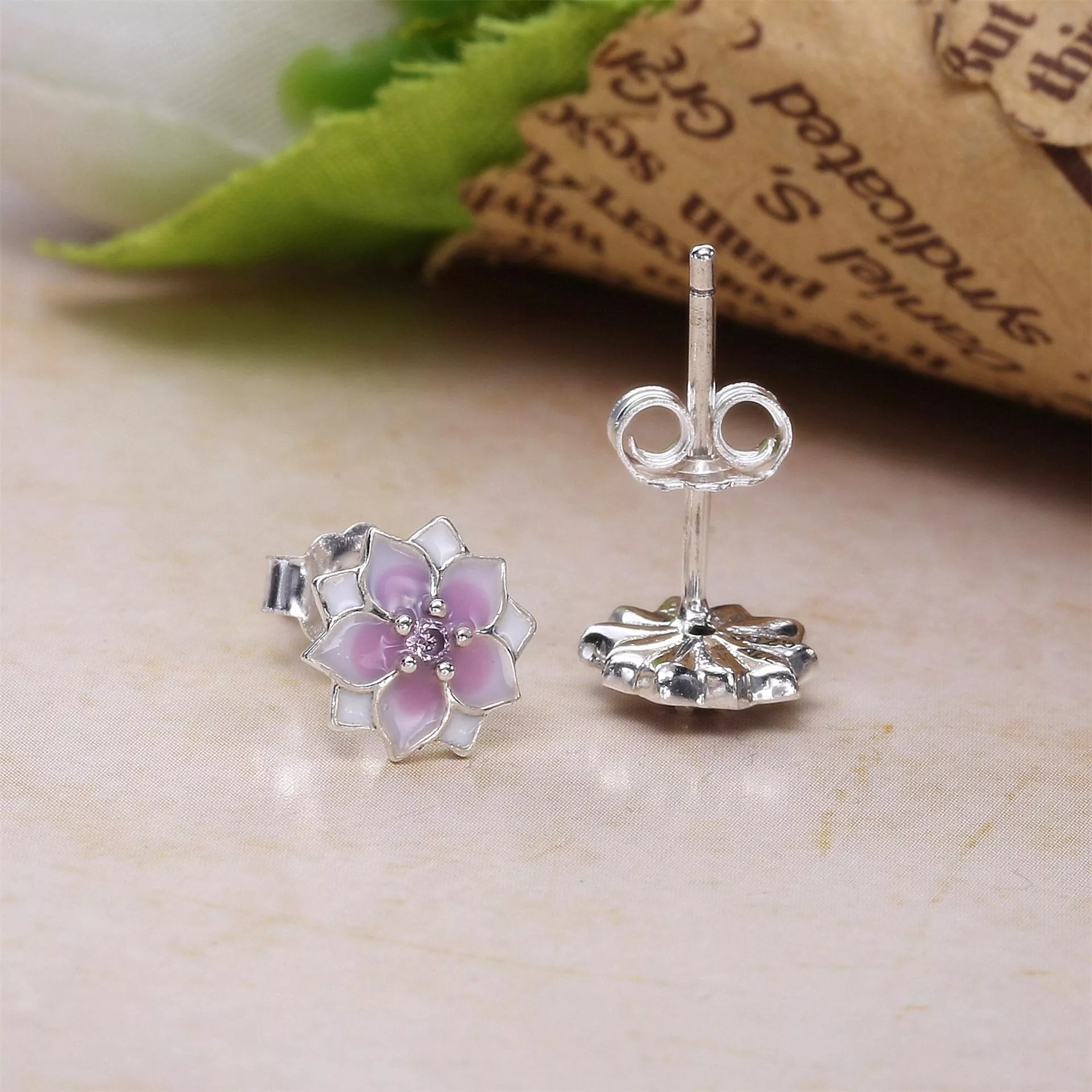 Brincos PANDORA Flor de Magnólia - 290739PCZ