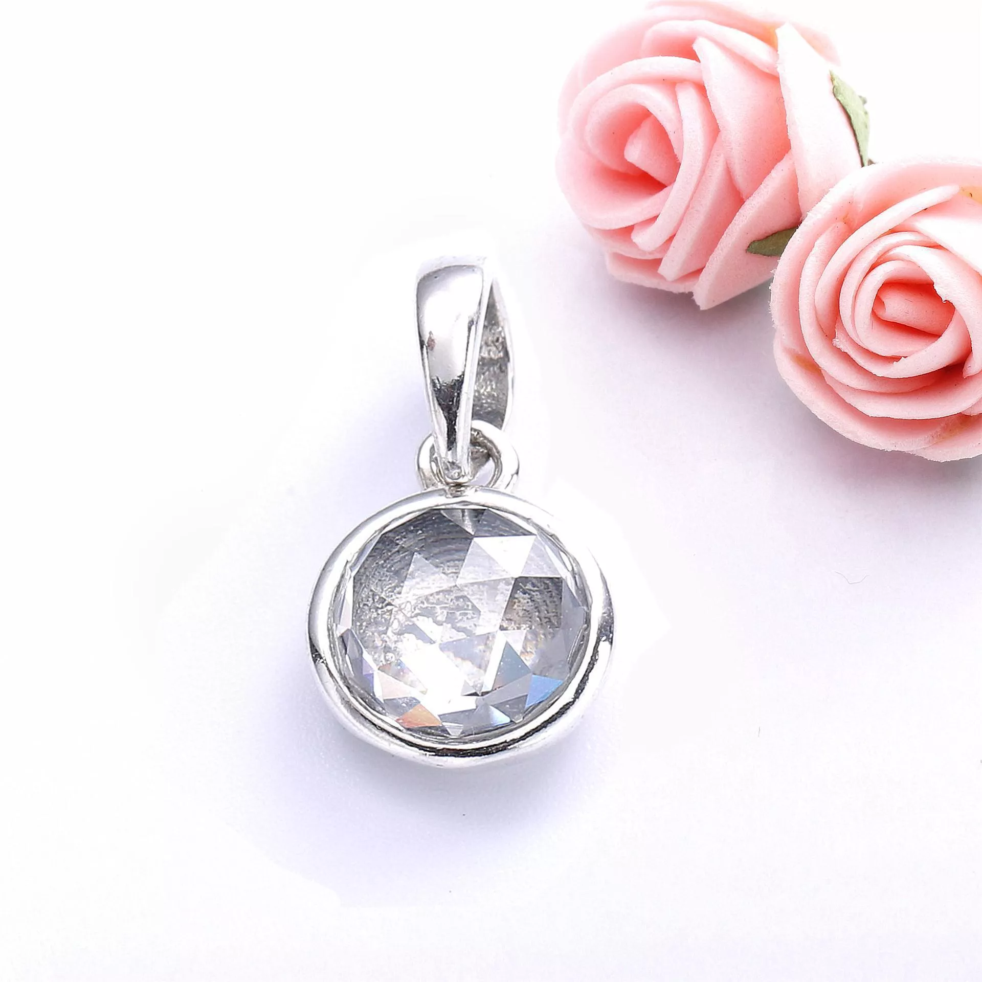 Charm Pendente PANDORA Gota de Cristal de Rocha Abril - 390396RC