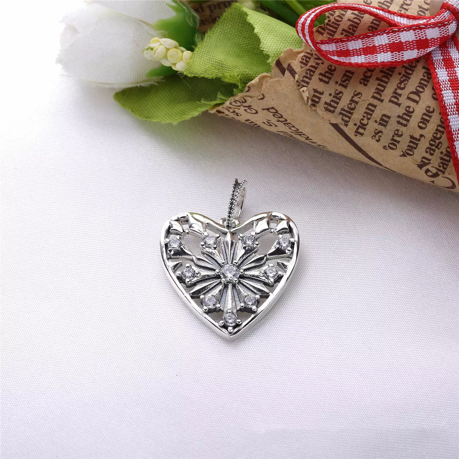 Colar Pandora de prata Coração de inverno