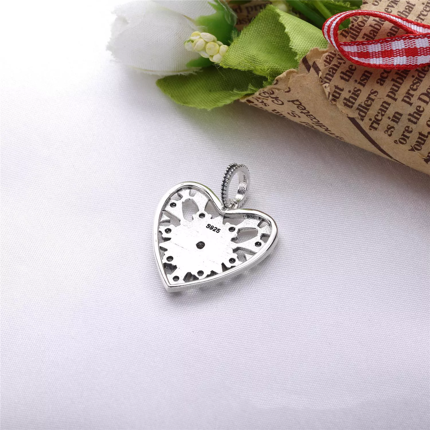 Colar Pandora de prata Coração de inverno