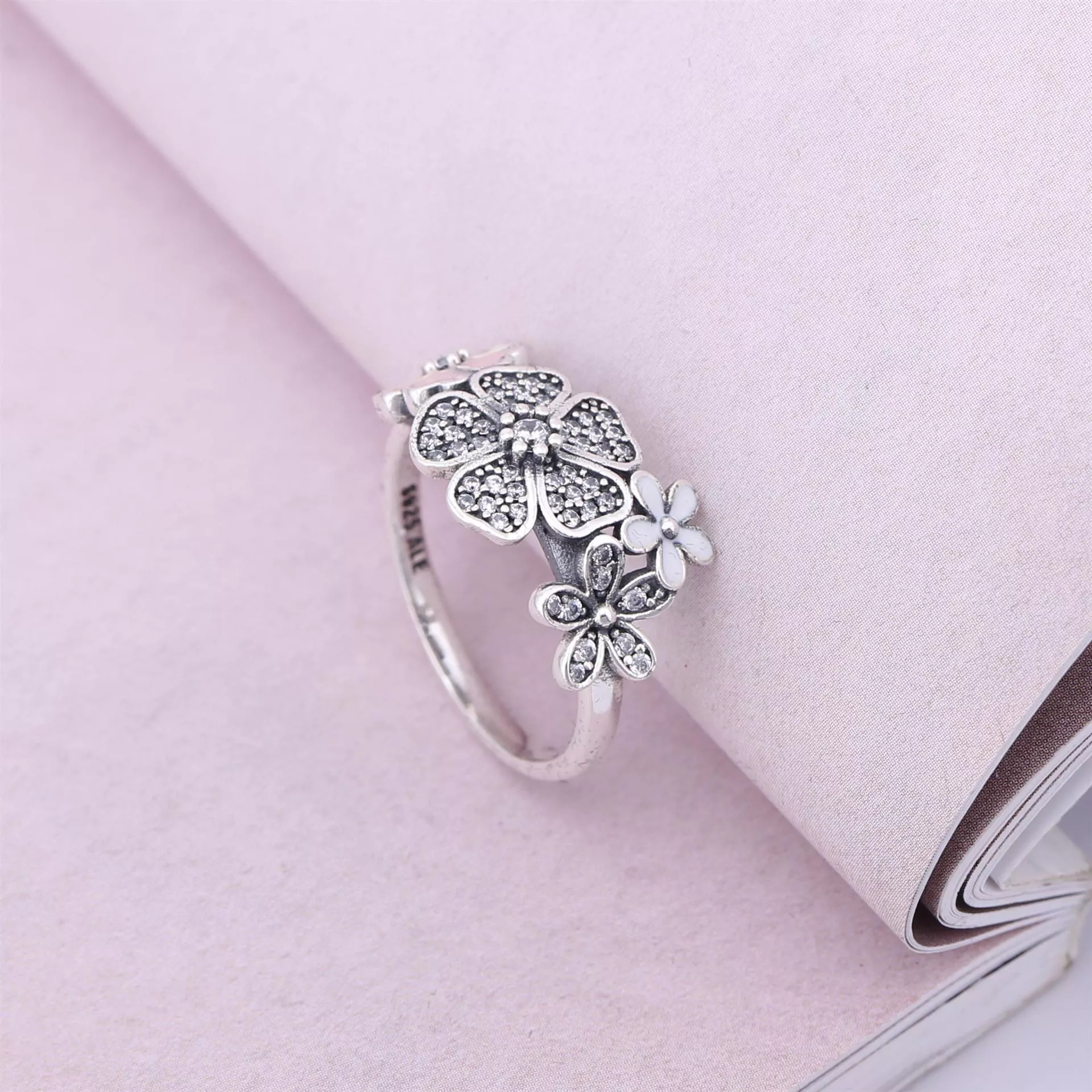 Anel PANDORA Buquê da Primavera - 190984CZ