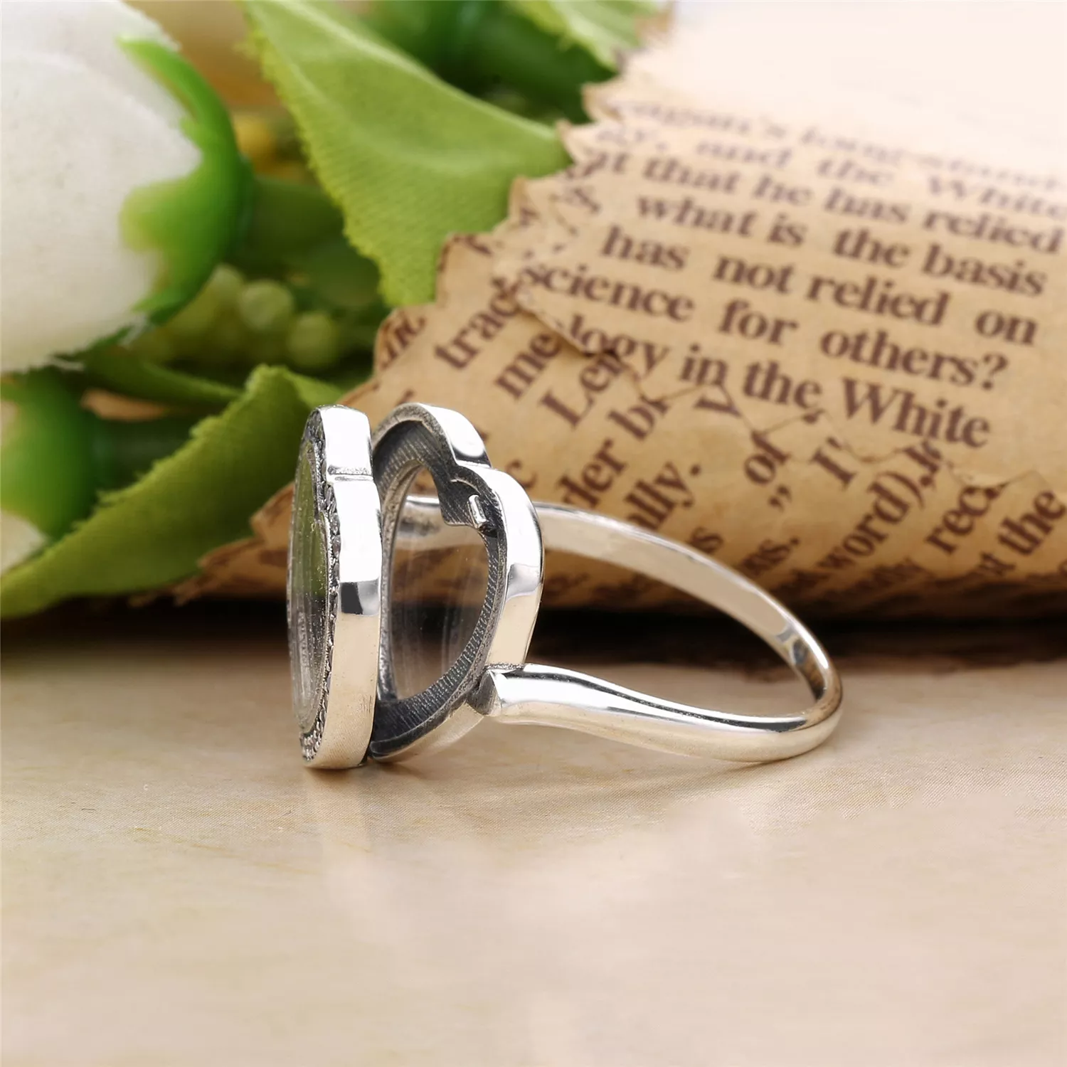 Anel PANDORA Floating Locket Brilhante Coração - 197252CZ