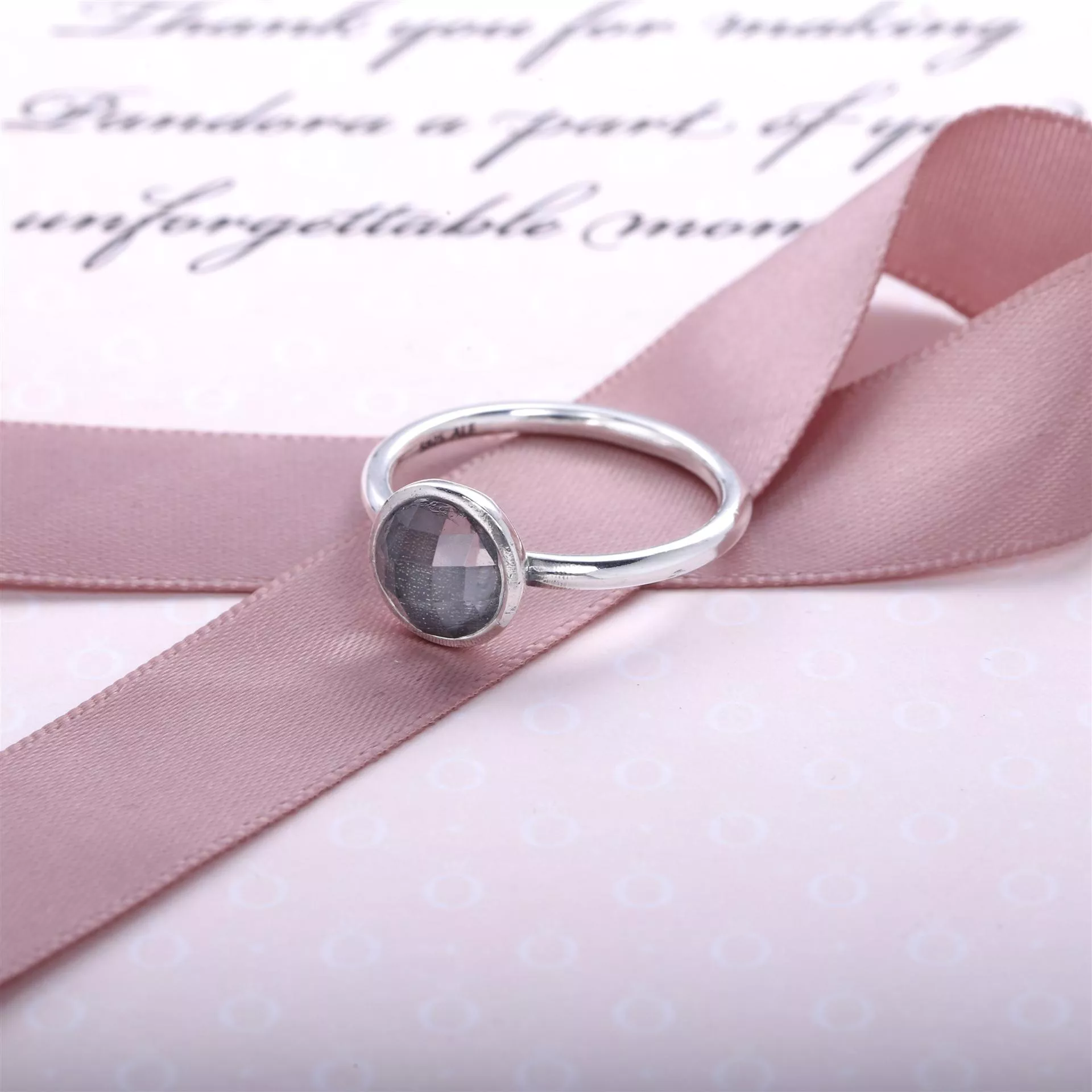 Anel PANDORA Gota de Cristal de Rocha - Abril - 191012RC