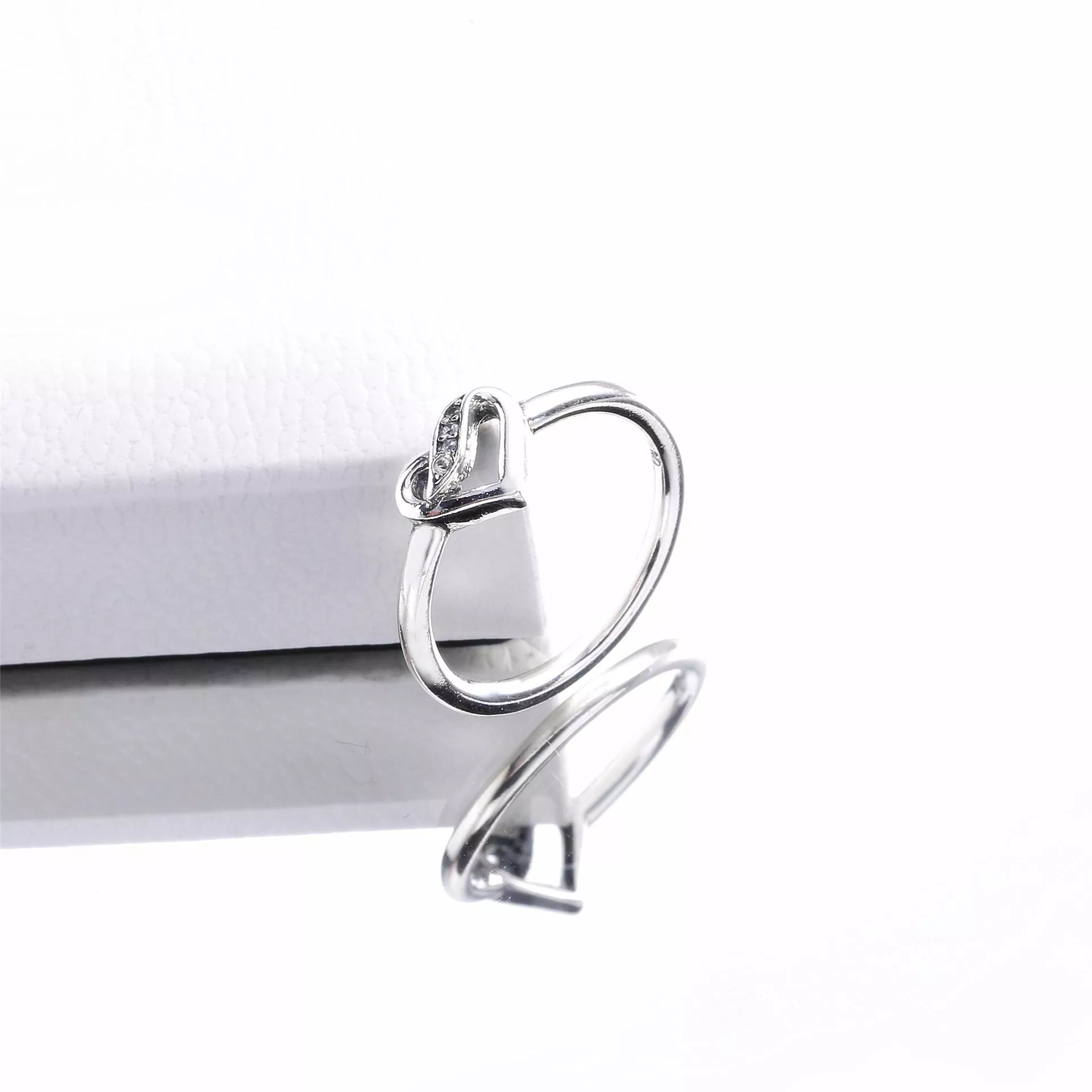 Anel PANDORA Laços do Amor - 191022CZ