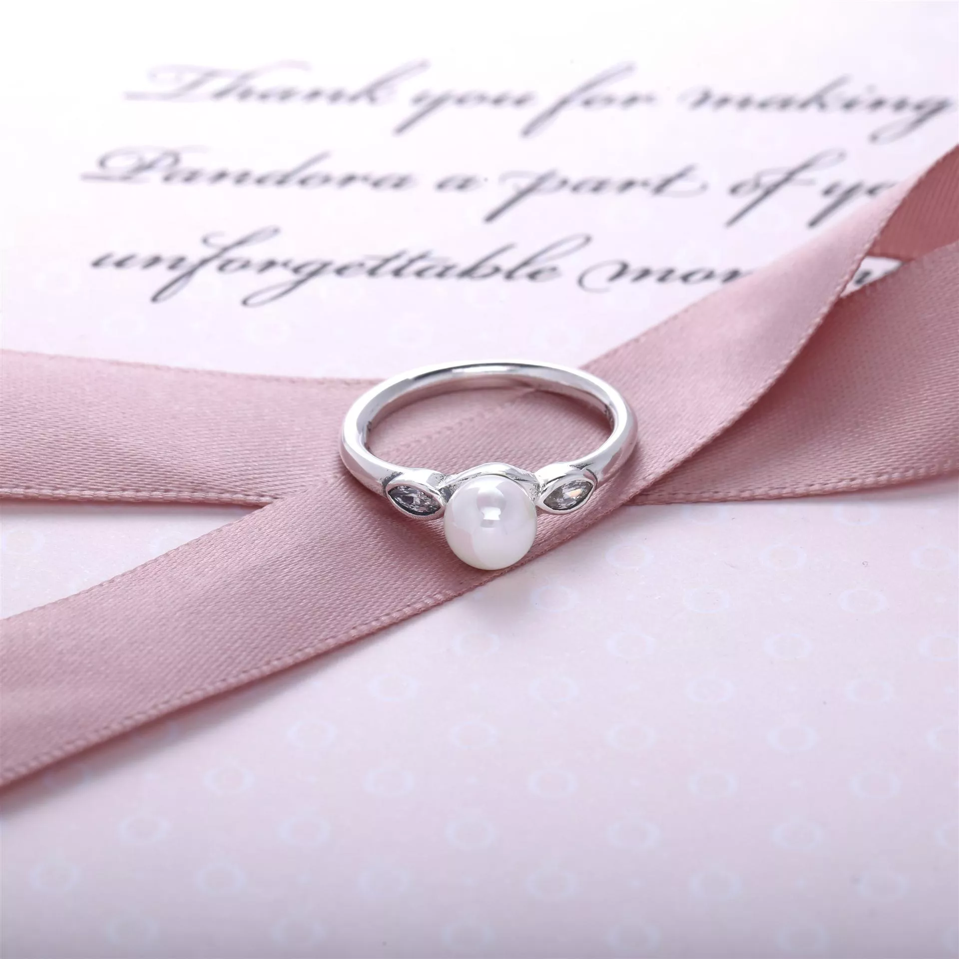 Anel PANDORA Luz das Estrelas - 190964P