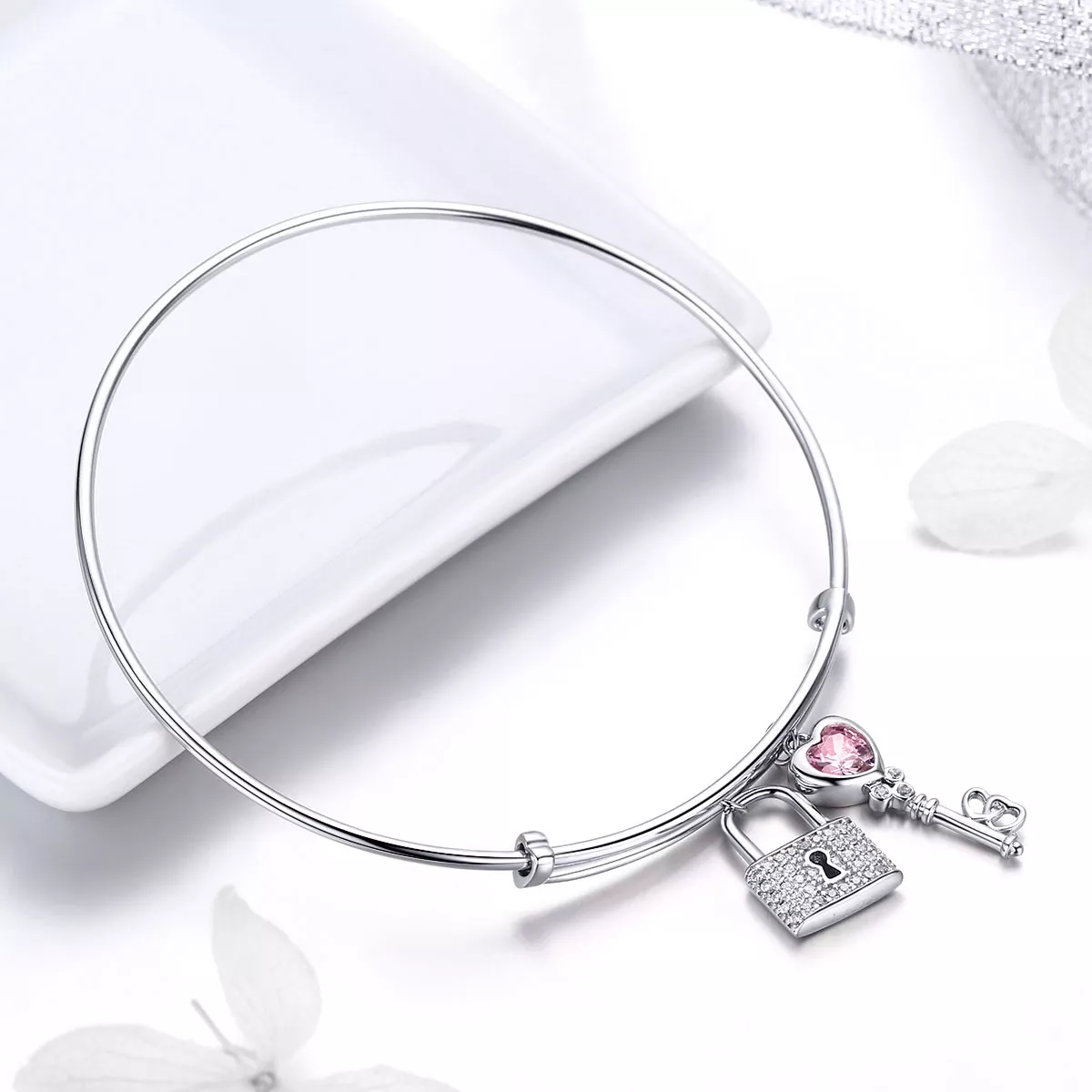 Bracelete estilo Pandora Rígido Love Lock - SCB127