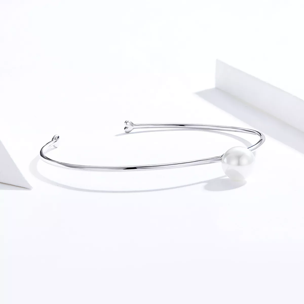 Bracelete Rigido Aberto Pérola quieta estilo Pandora - SCB168