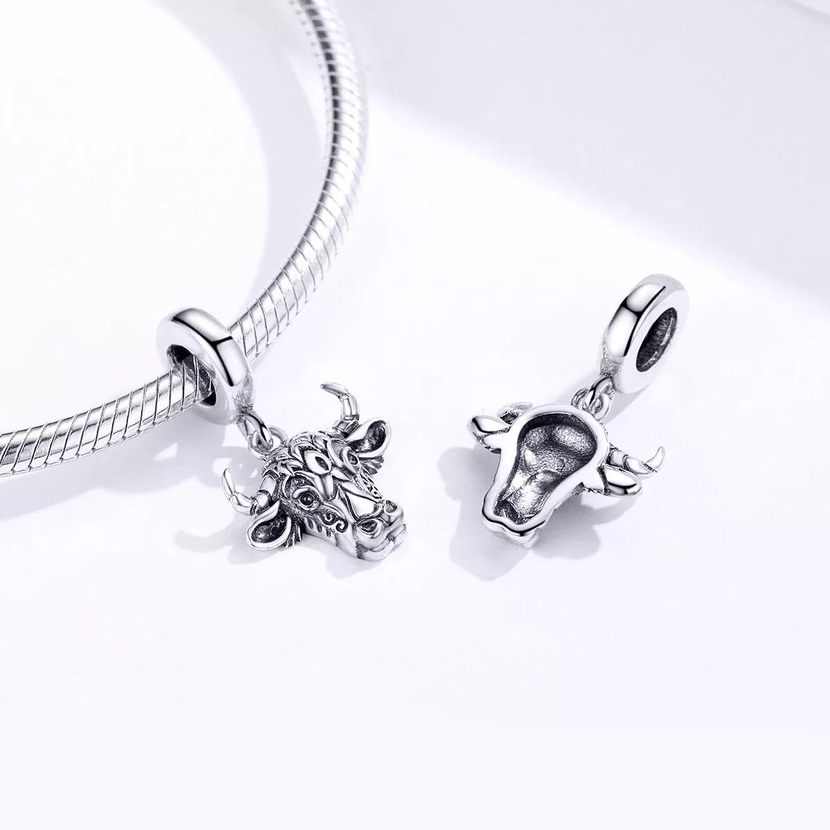 Charm Pendente Tauren life Pandora - SCC1316