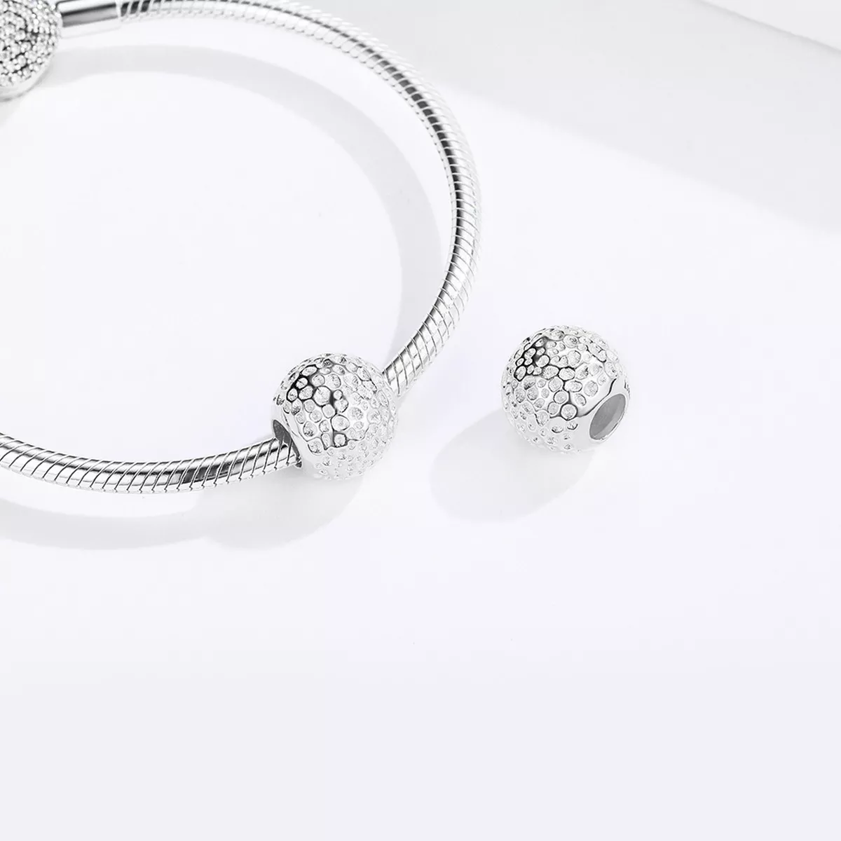 Charm Talão com textura estilo Pandora - SCC1245