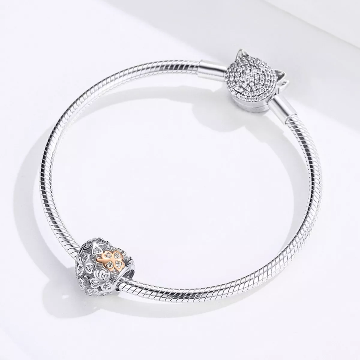 Charm Trevo-de-quatro-folhas estilo Pandora - SCC1248
