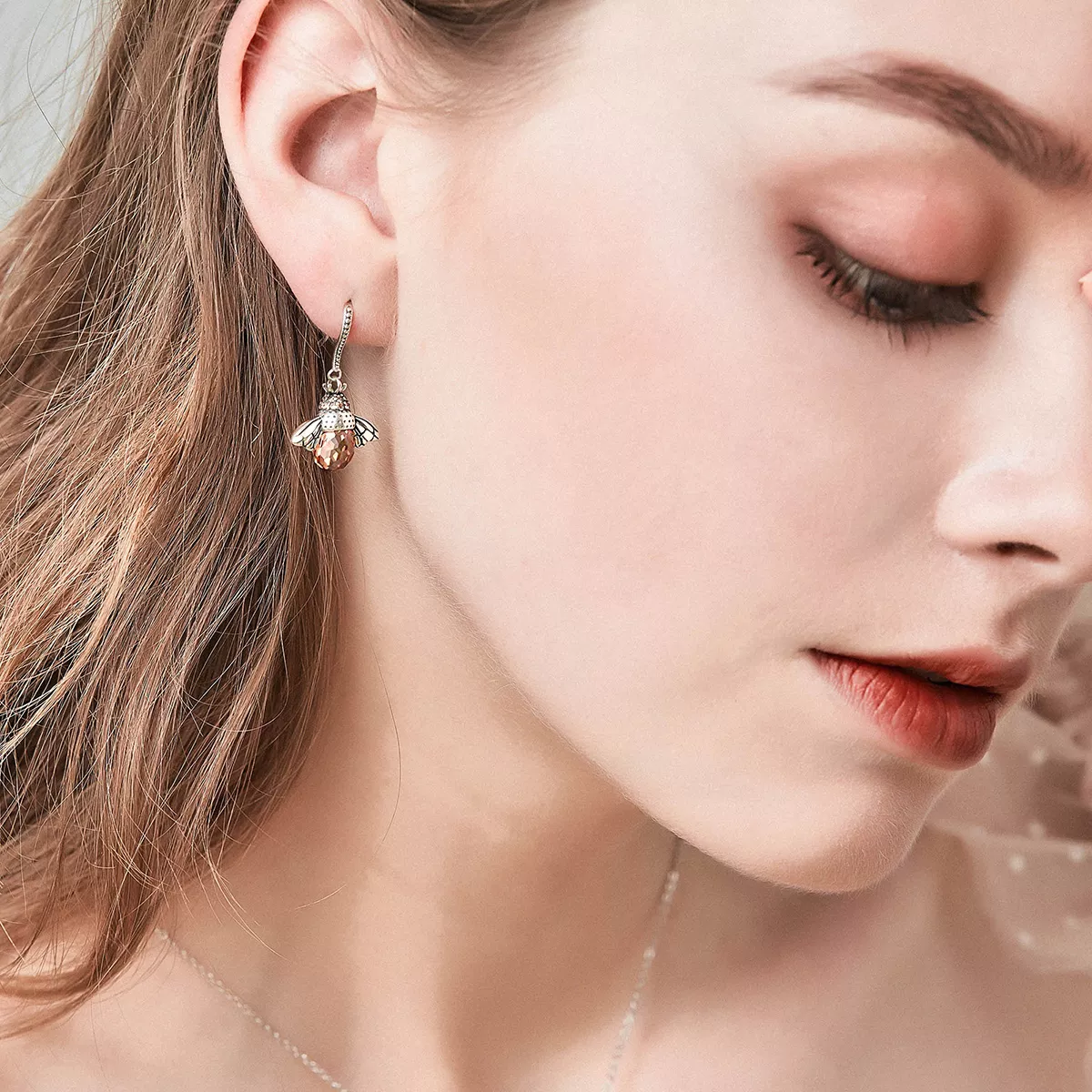 Brinco Abelha life Pandora - SCE149